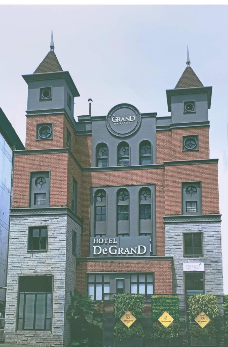 hotel building