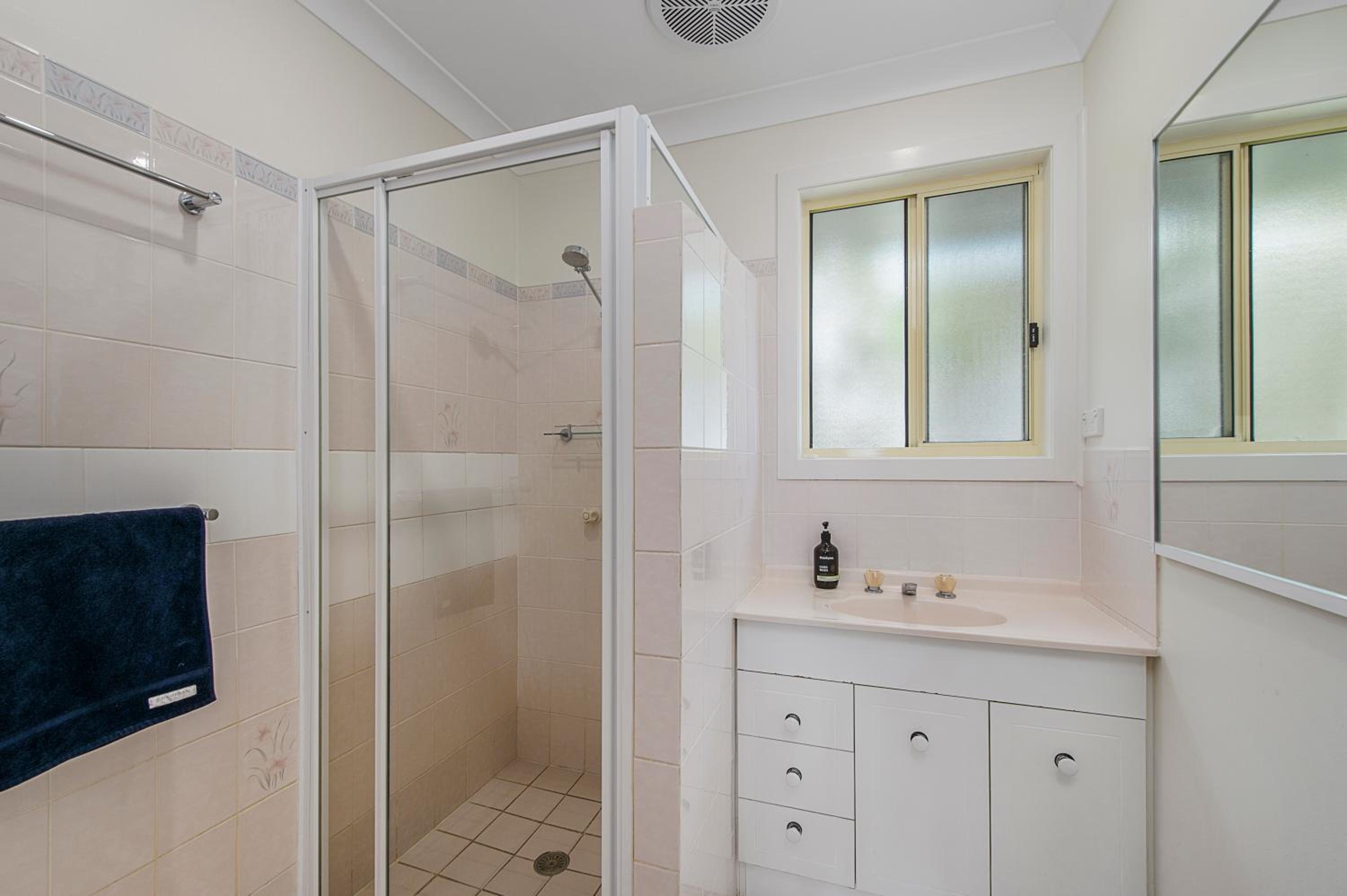 Bellhaven 2, 17 Willow Street