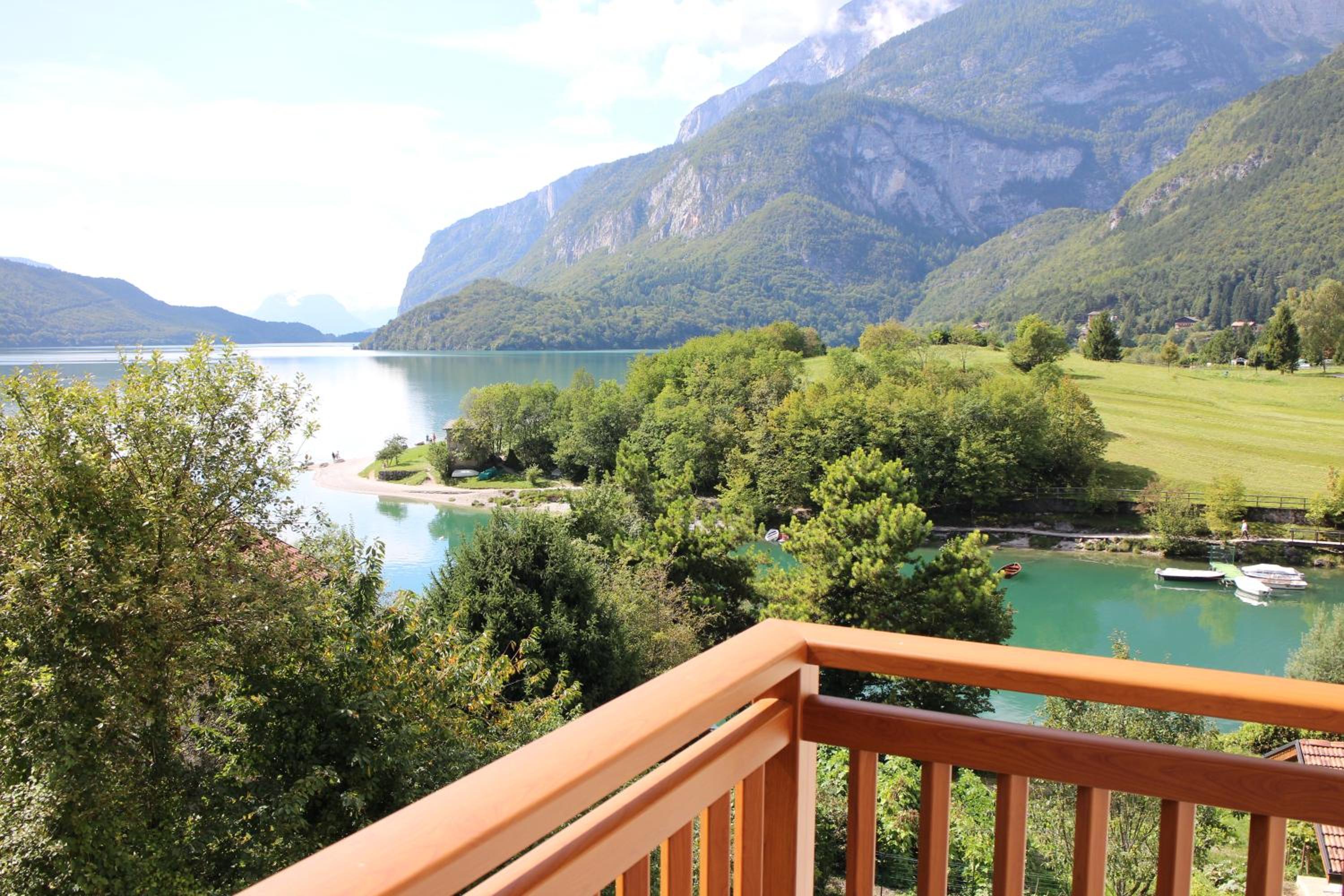 Trilocale sul Lago di Molveno view 2