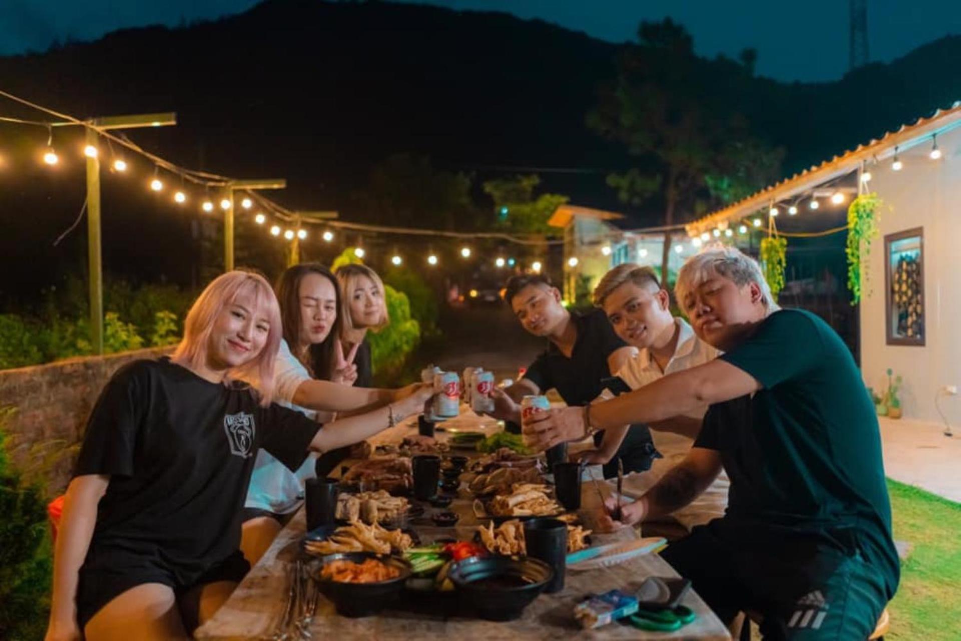 Moon Lake House Sóc Sơn Venuestay