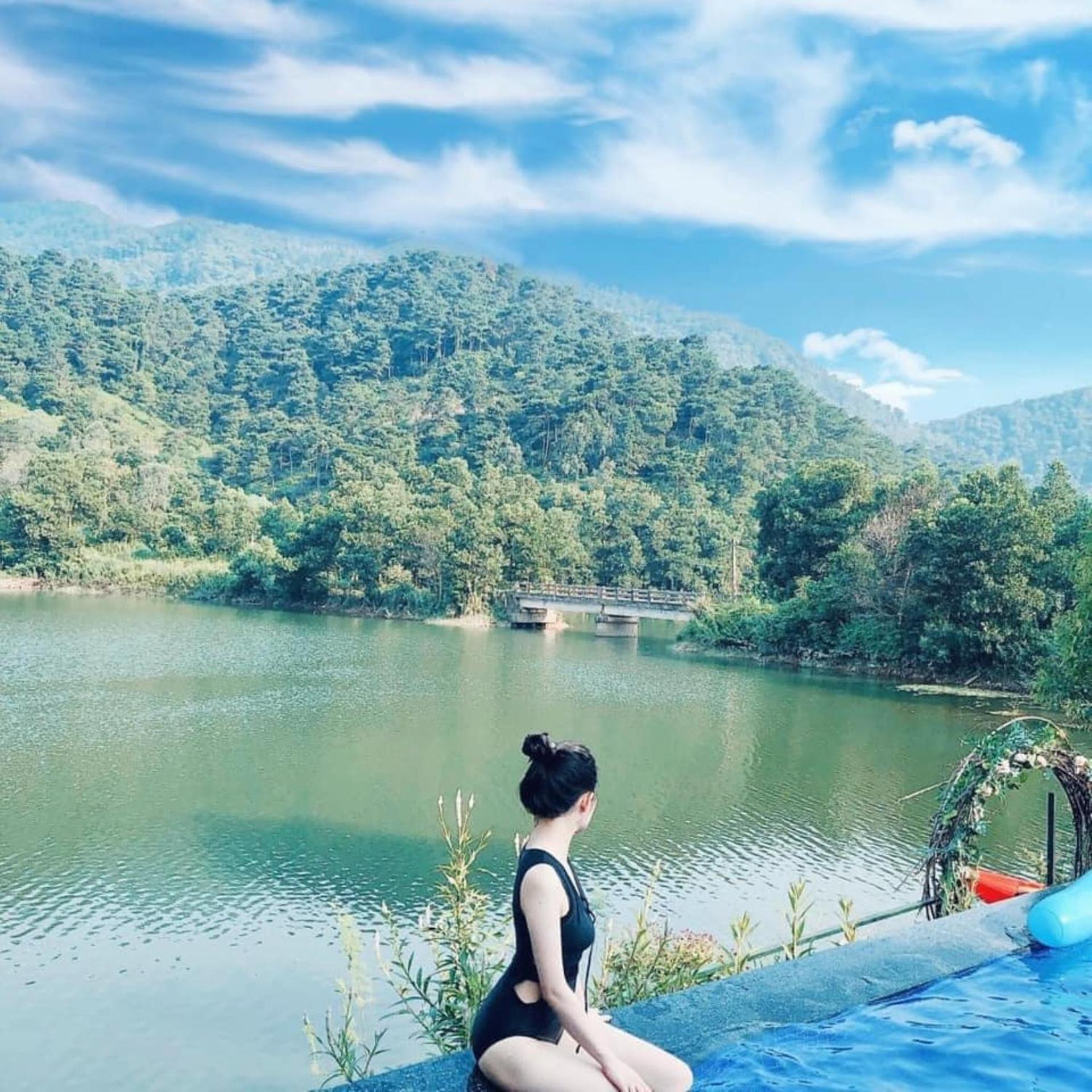 Moon Lake House Sóc Sơn Venuestay