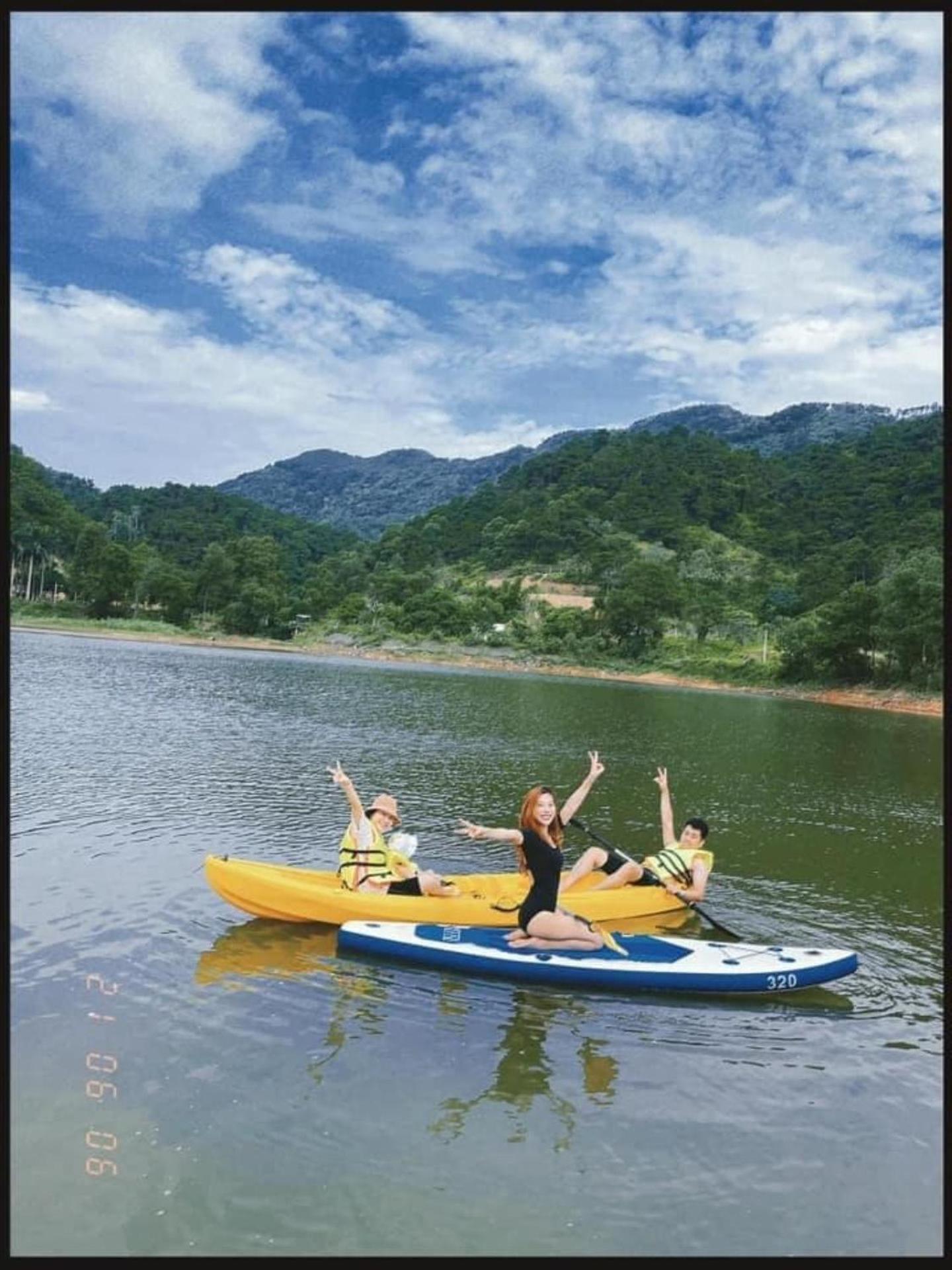 Moon Lake House Sóc Sơn Venuestay