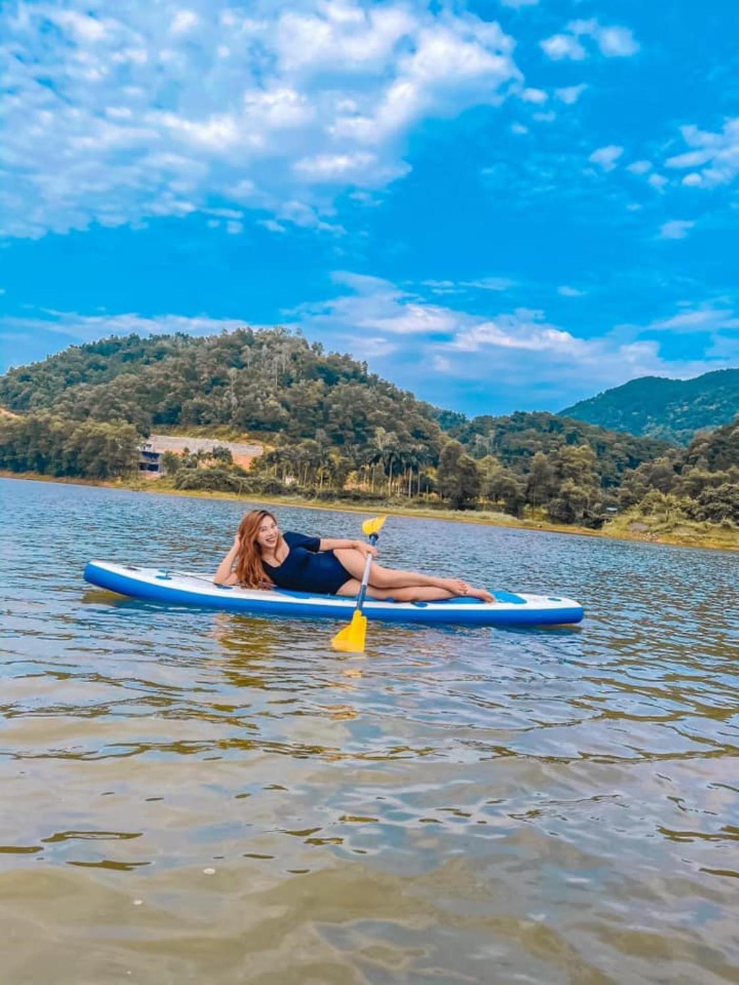 Moon Lake House Sóc Sơn Venuestay