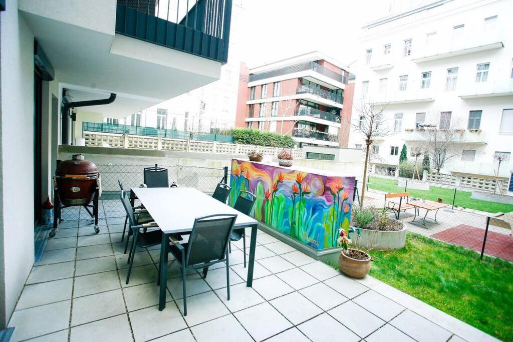 Top Central Apartment on Karlsplatz Vienna