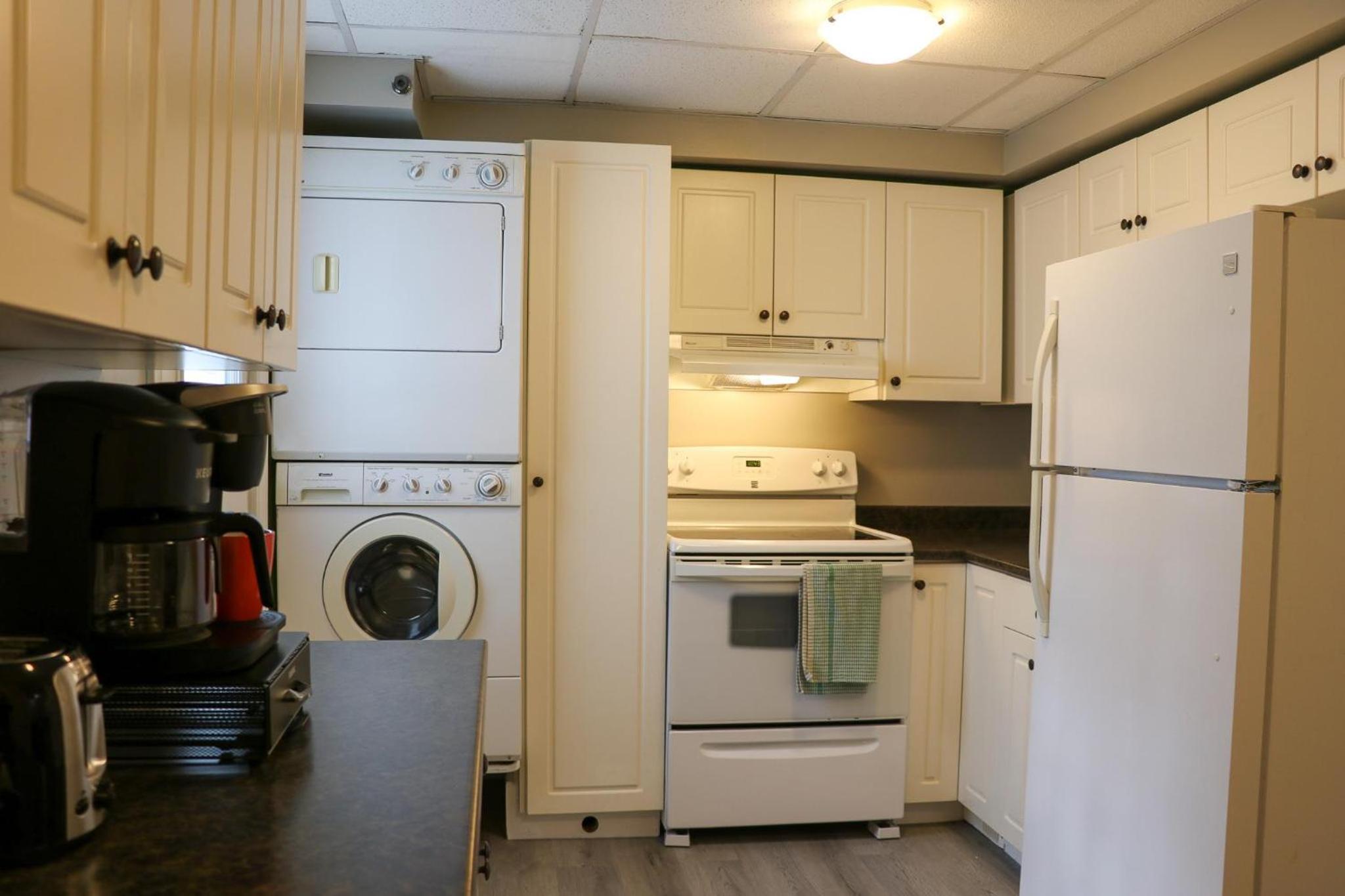 Hiltz House Cellar Suite Near Halifax Ferry view 4