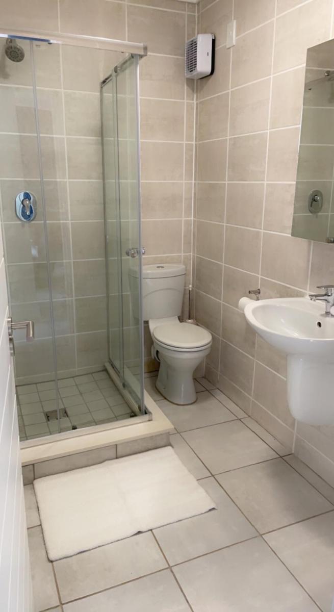 Stunning 2 Bedroom Rental at Green Creek, Pretoria, photo 4 of 16