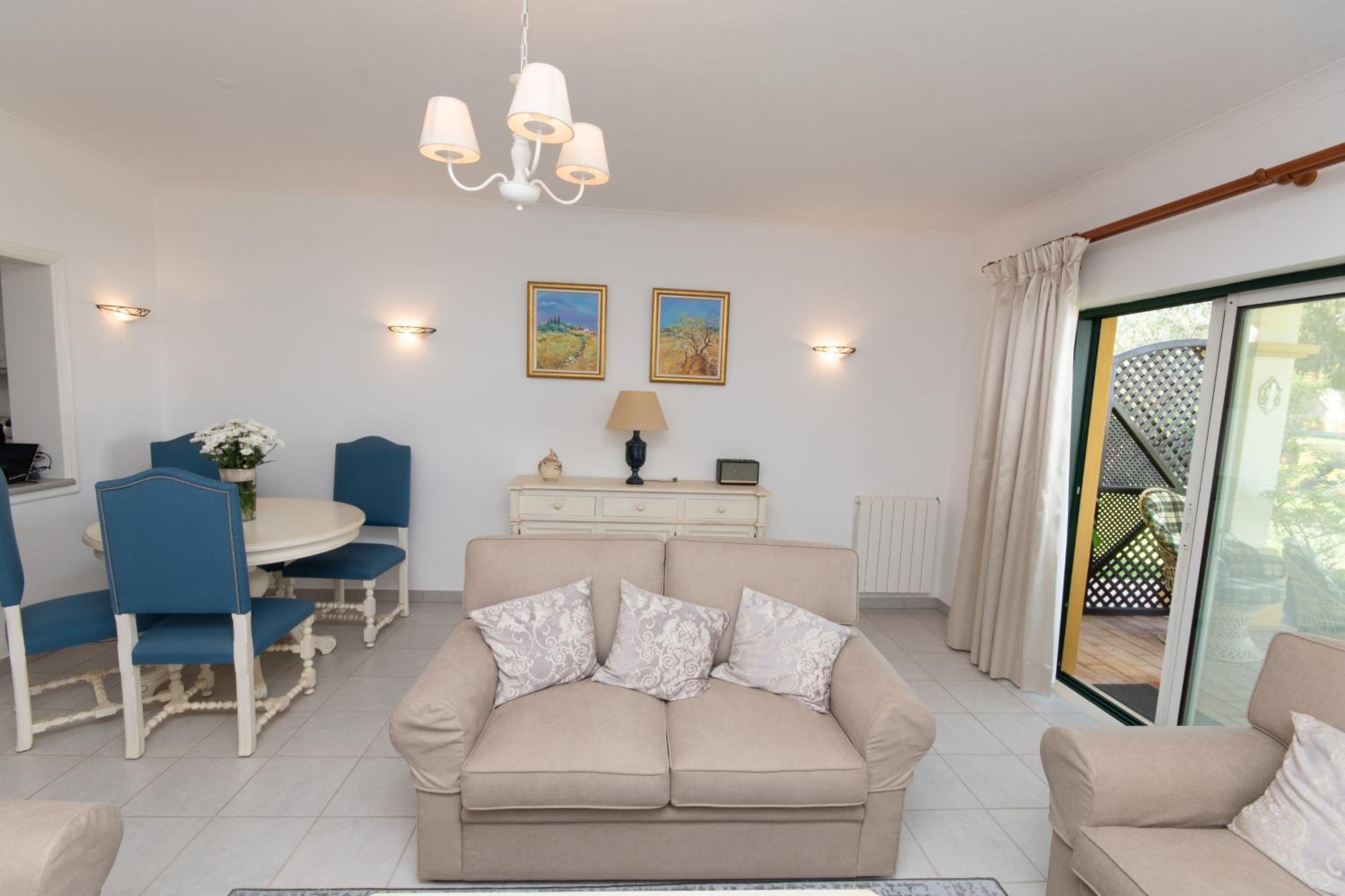 Carvoeiro, 2BR Pestana Gramacho Golf Apartment view 5