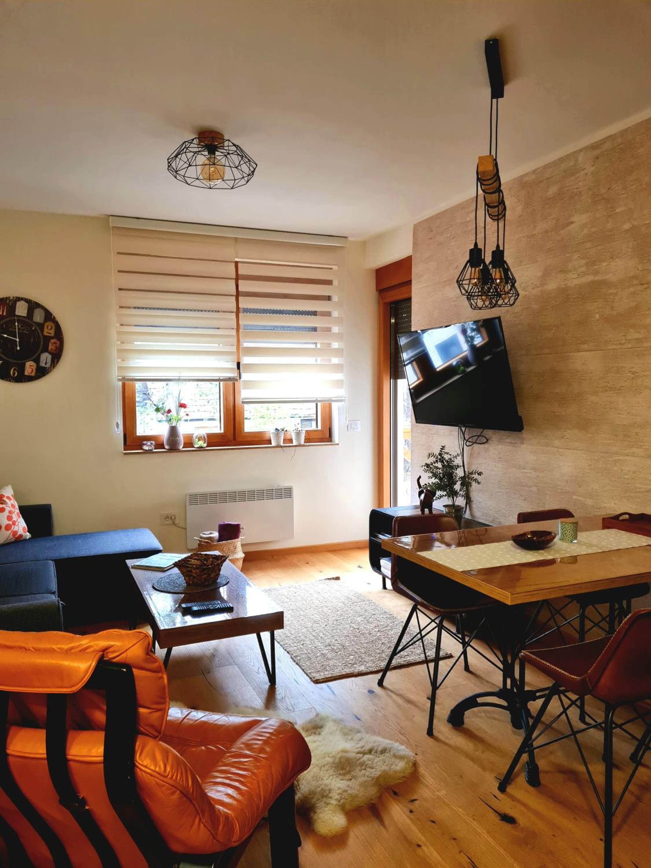 Amber Gold Apartment view 2