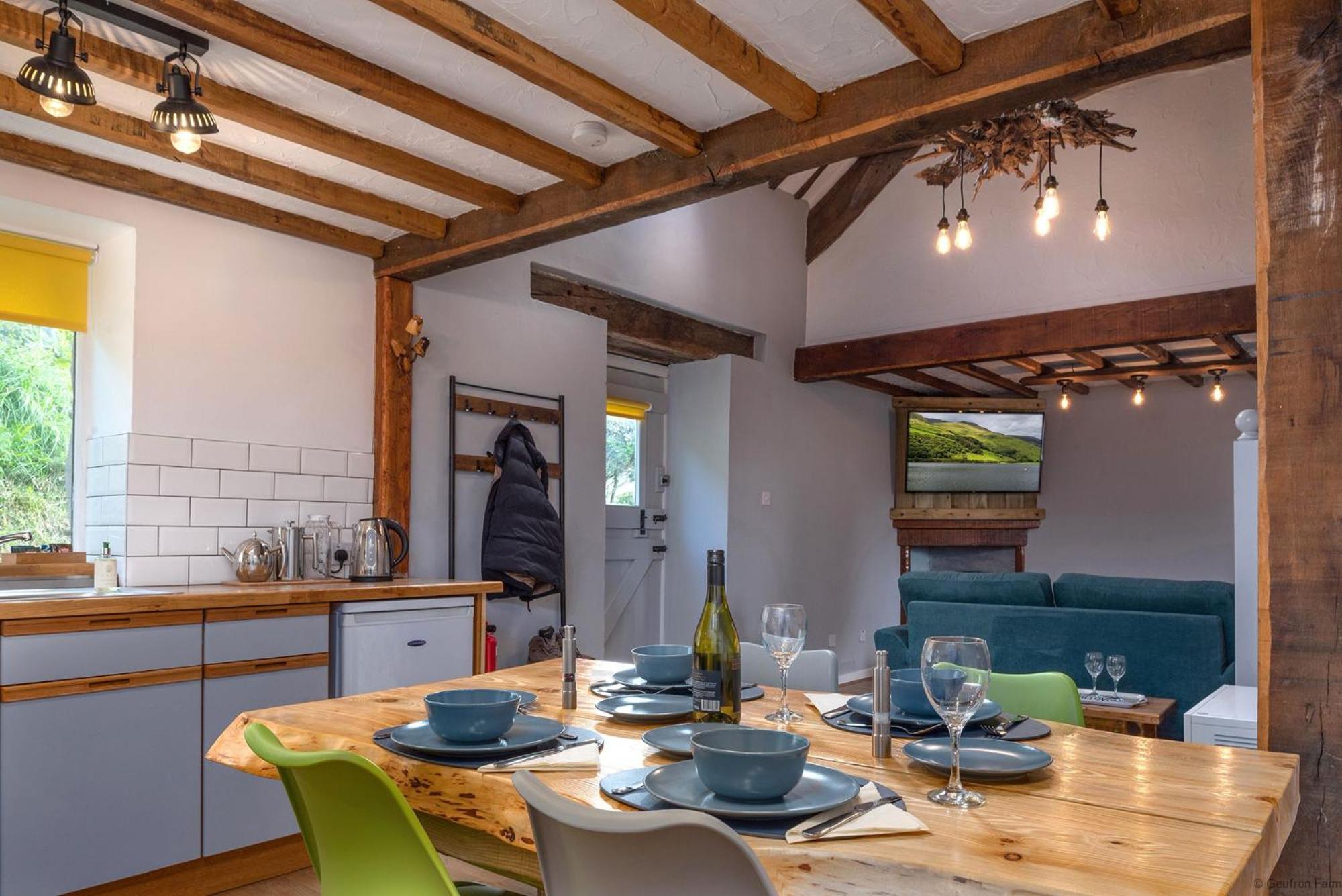 Barn Retreat with Valley Views & Onsite Dog Field view 3