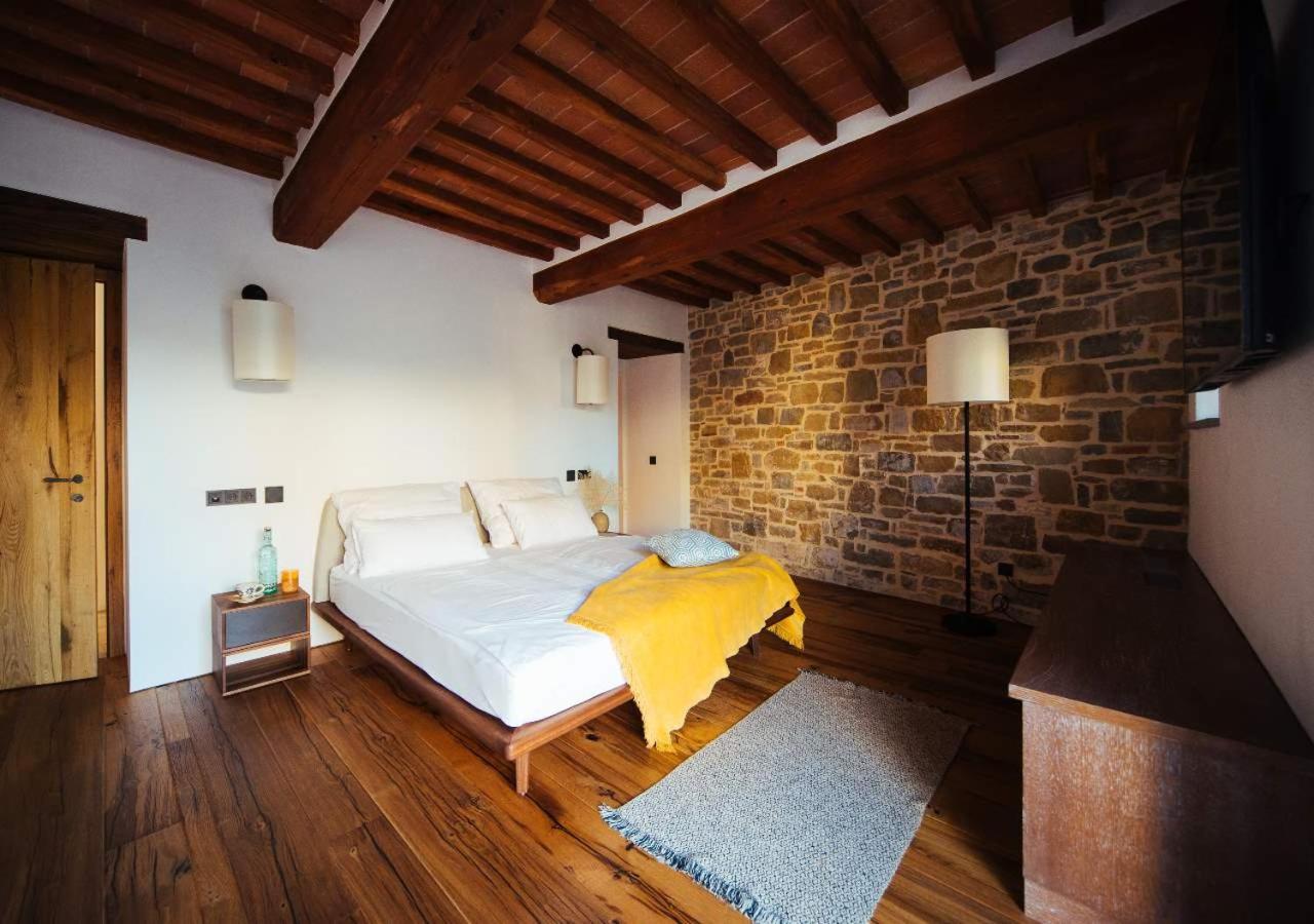 Villa Castiglioni by MC Luxury Rentals view 3