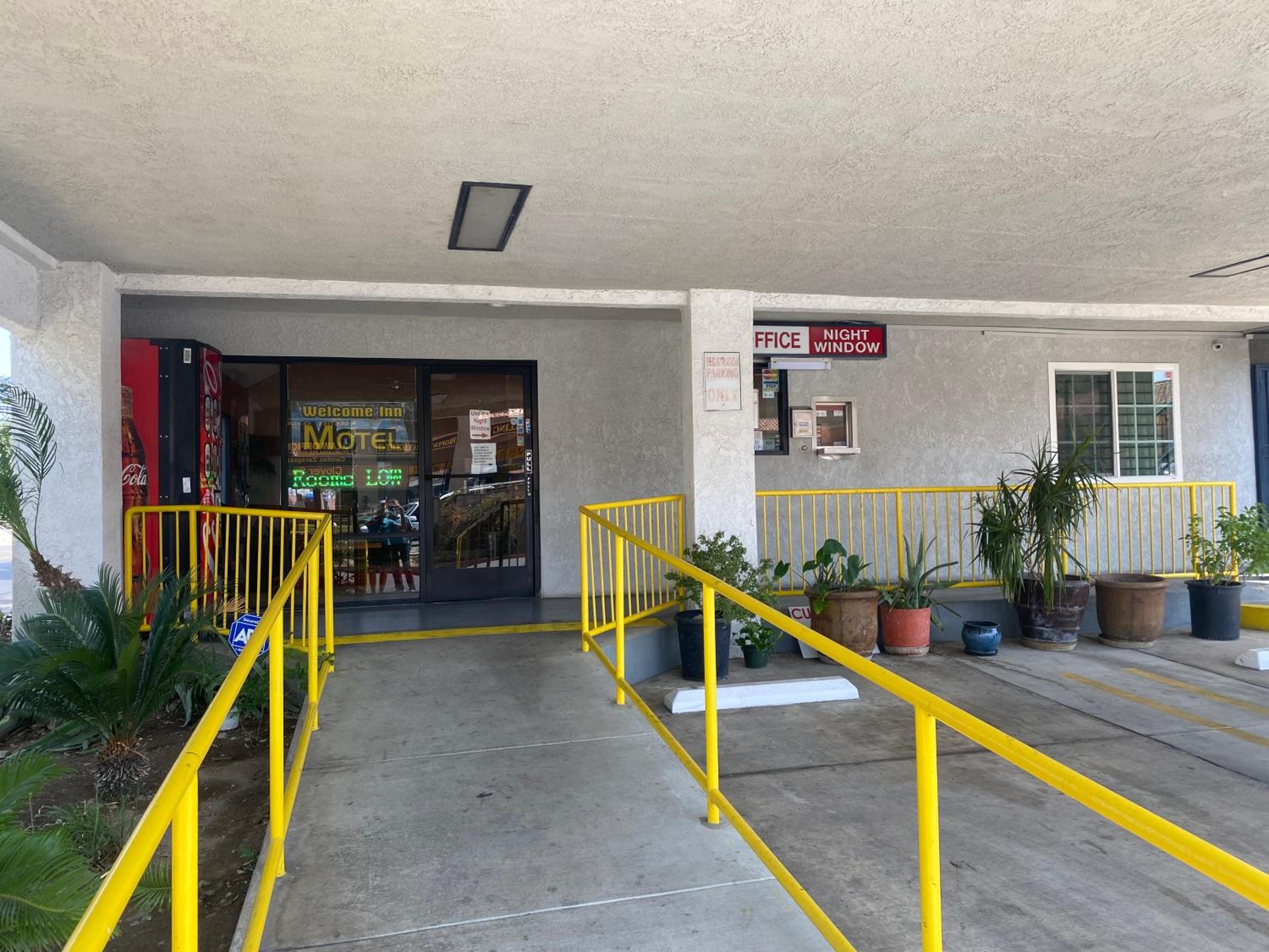 Corona Vacations - Welcome Inn Corona - Property Image 37