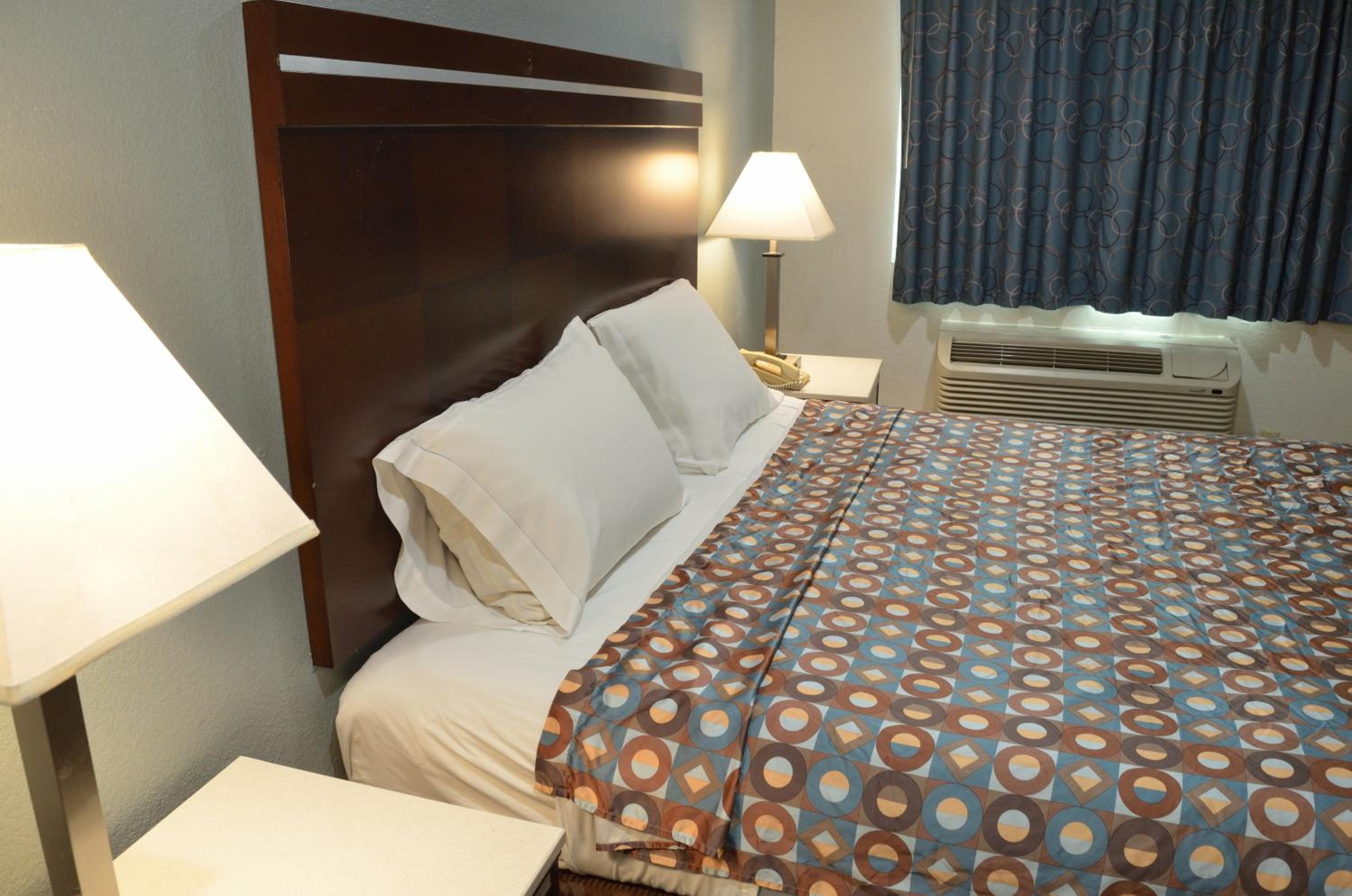 Corona Vacations - Welcome Inn Corona - Property Image 29