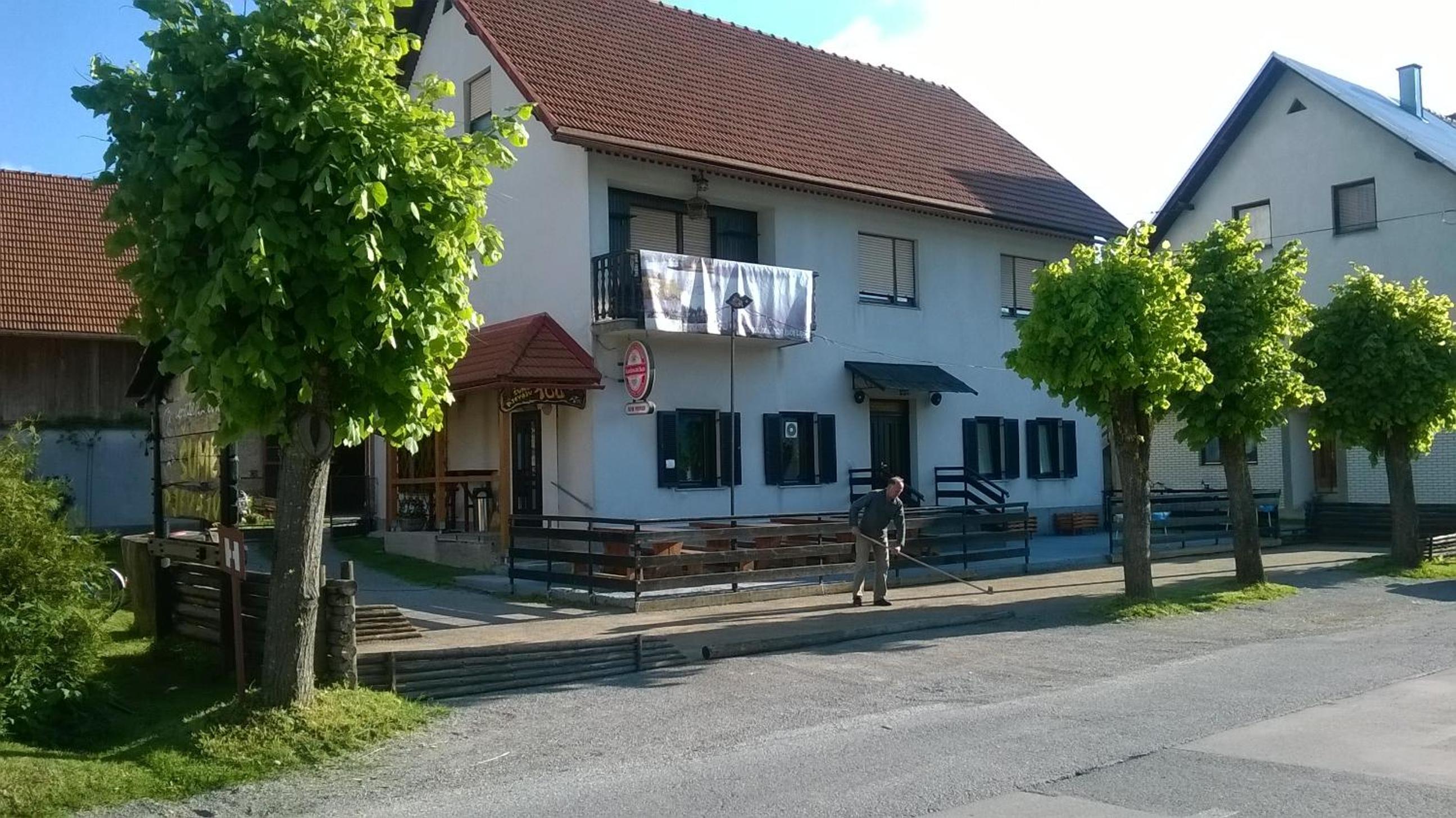 Photo 18