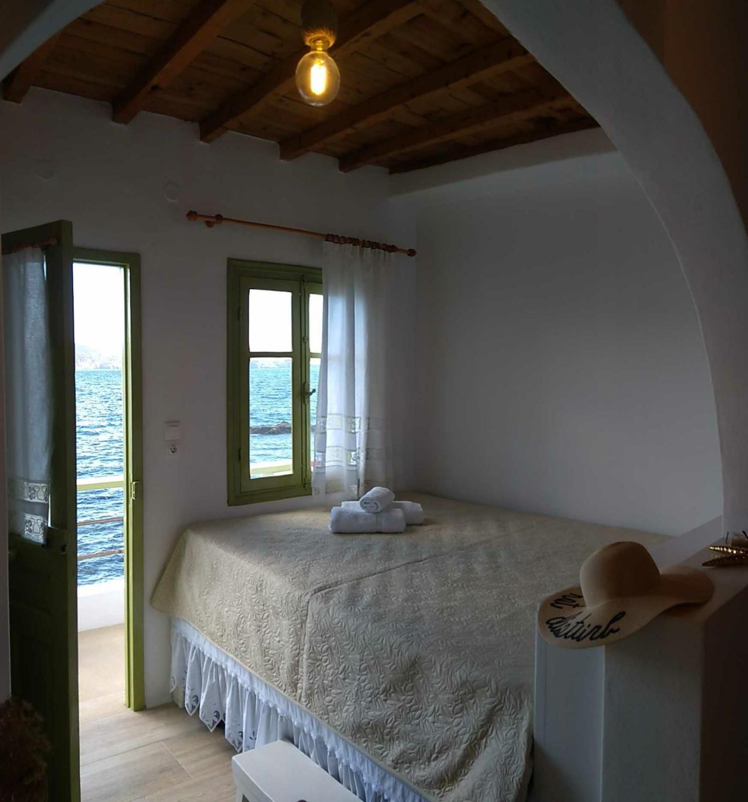 Milos By The Sea - Eco House view 4