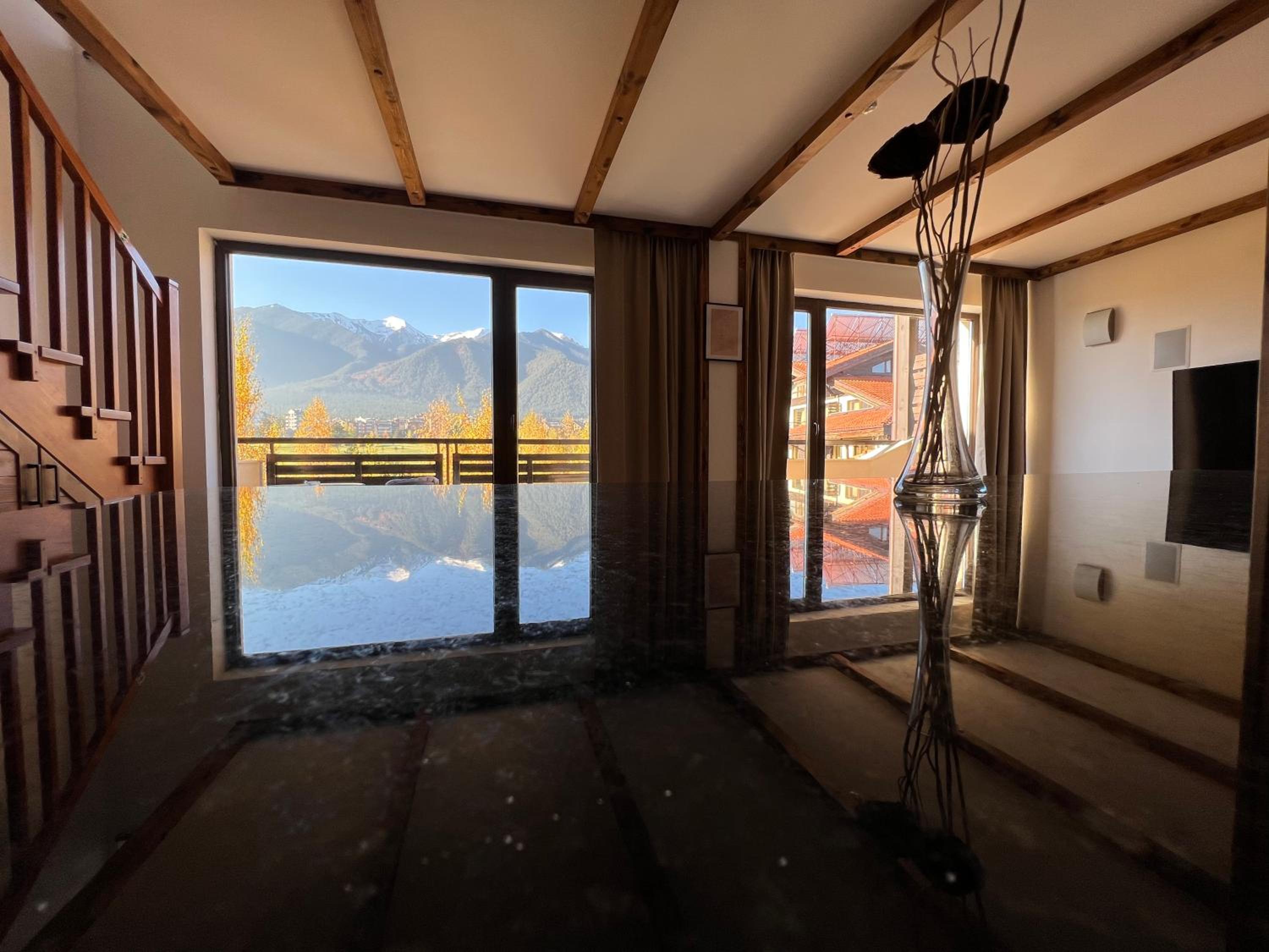 Luxury Apartment Pirin Chalet in Terra Complex