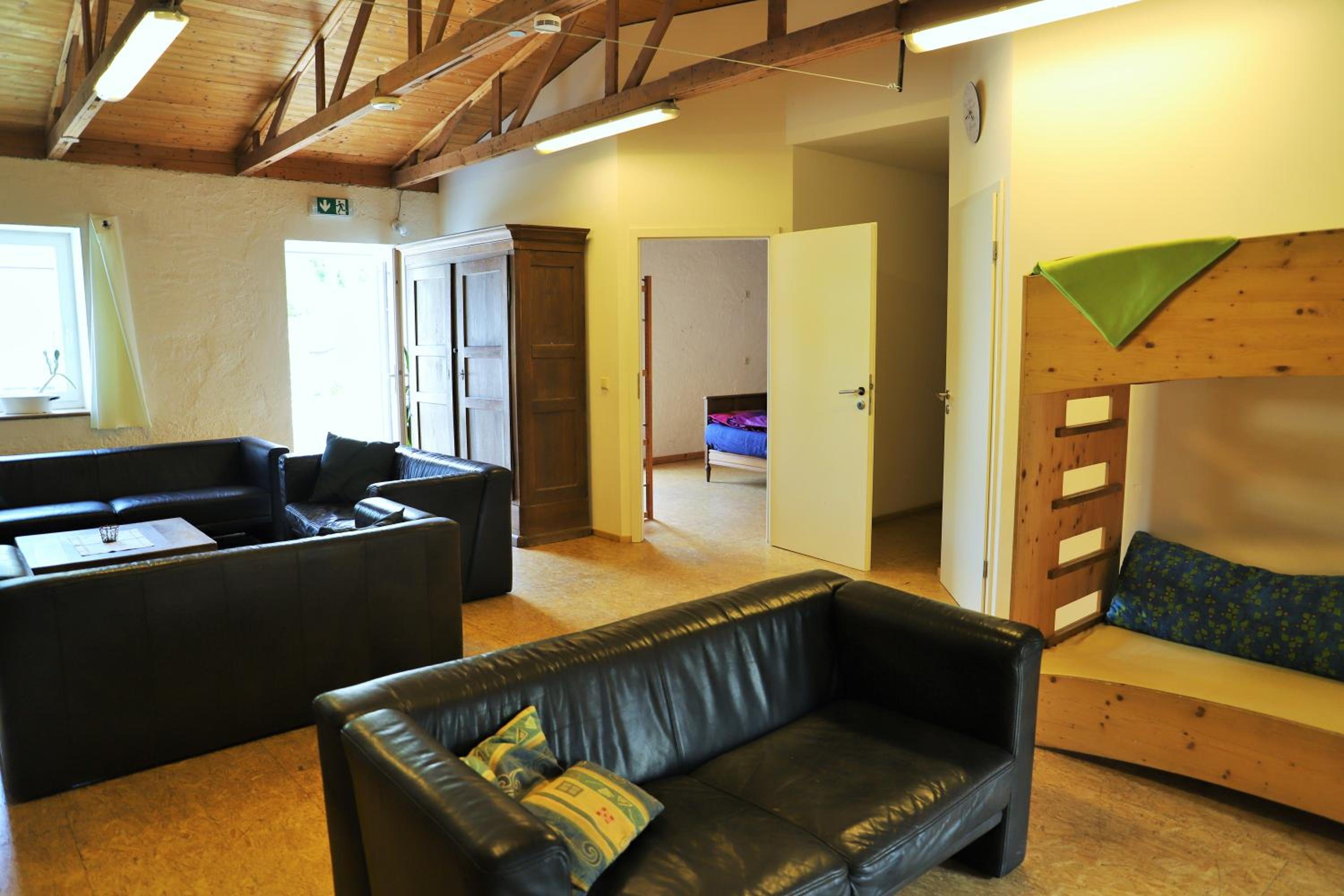 Photo 48