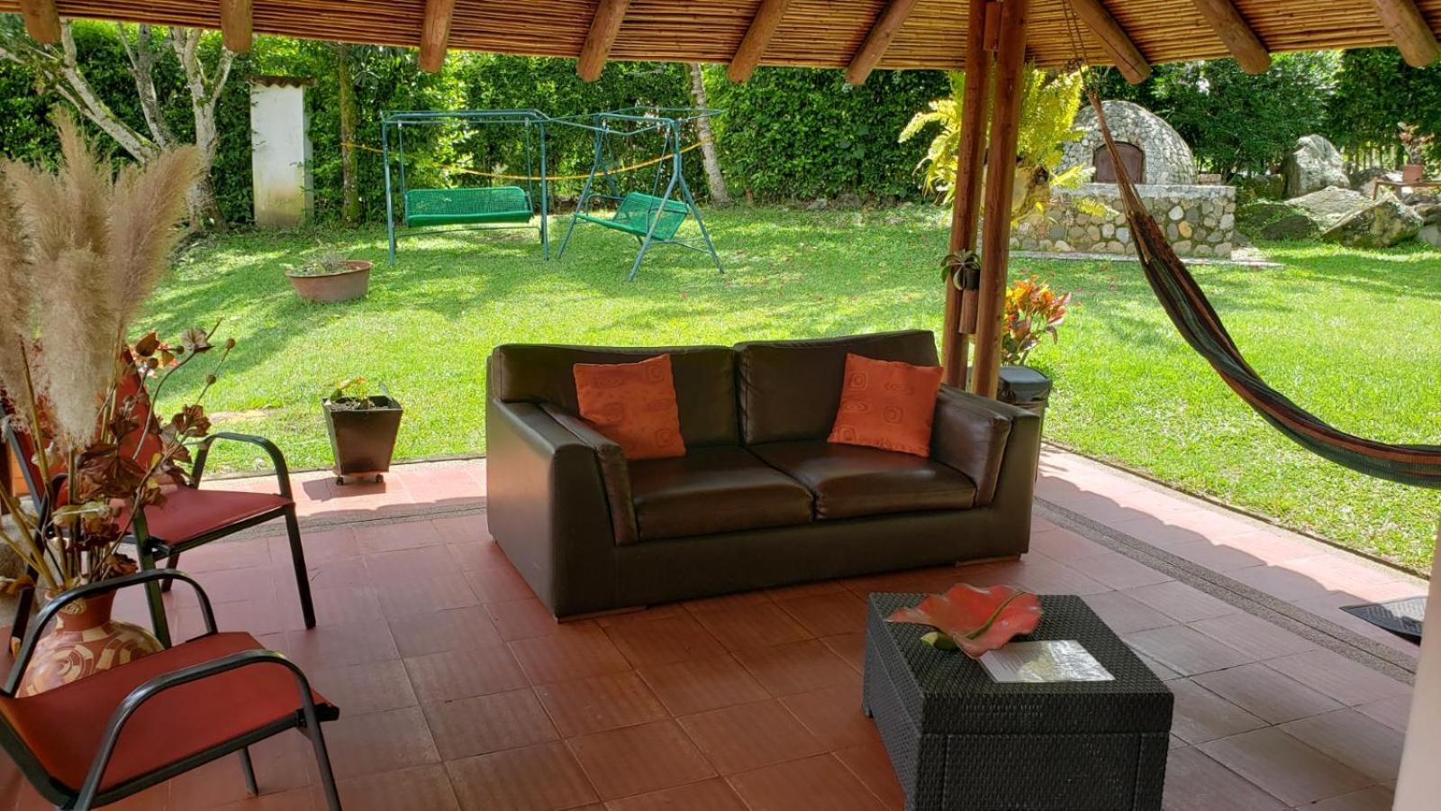 El Paraiso, Casa Campestre en Condominio, WiFi-Teletrabajo, Villeta