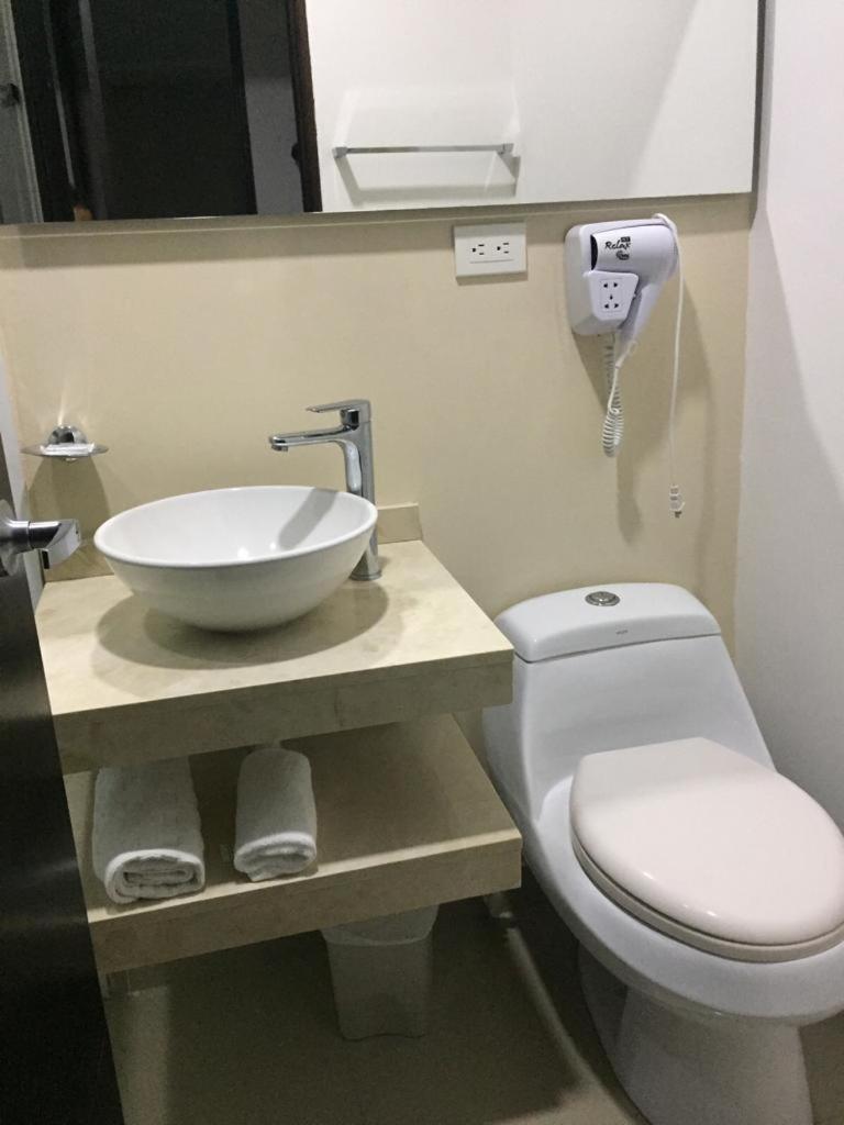 Atlantis Suites -Amoblados Nuevos sector Buenavista