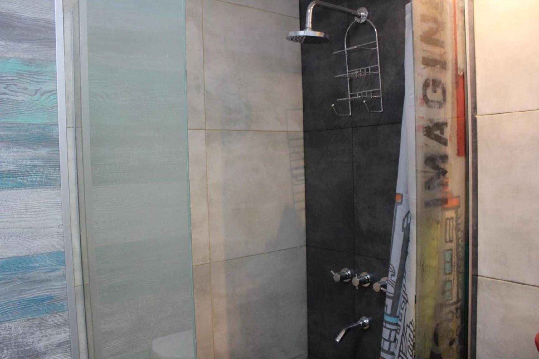 Lo de Catalina en Salta — bathroom
