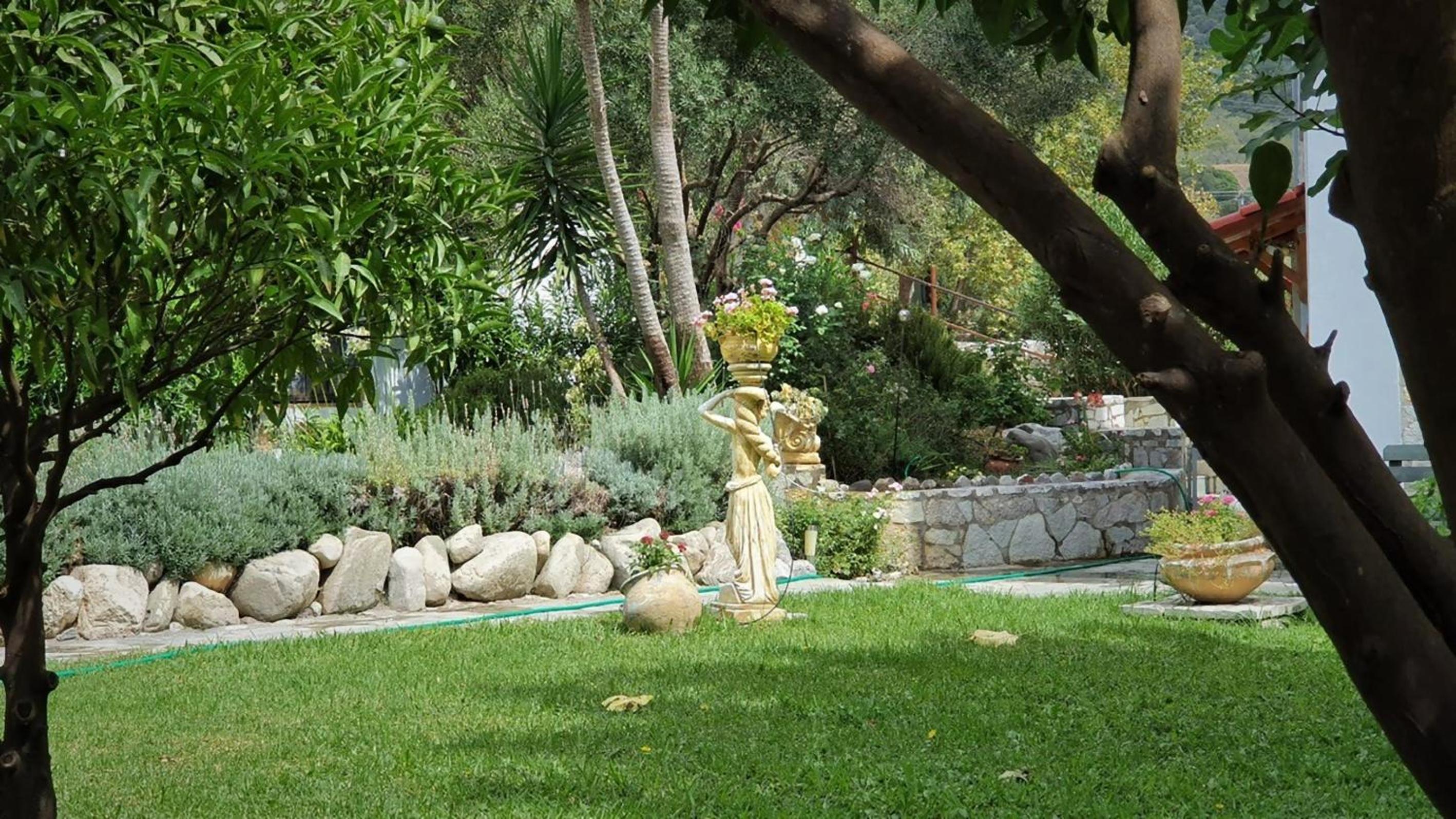 Photo 32