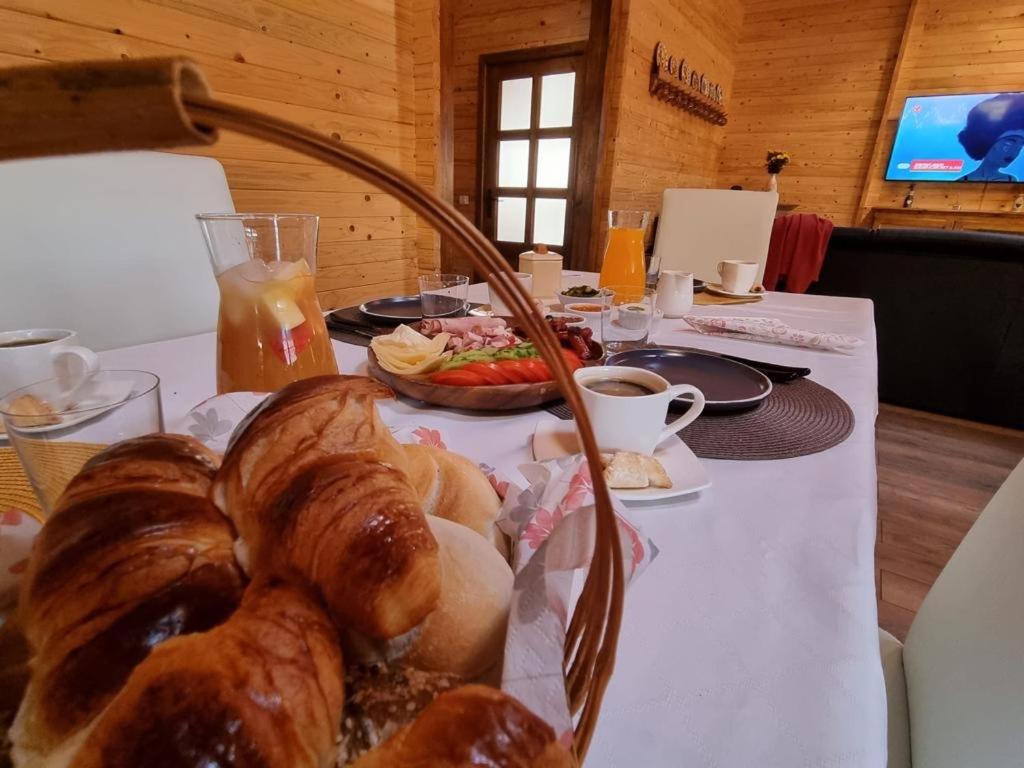 Cabanele Sașilor view 4