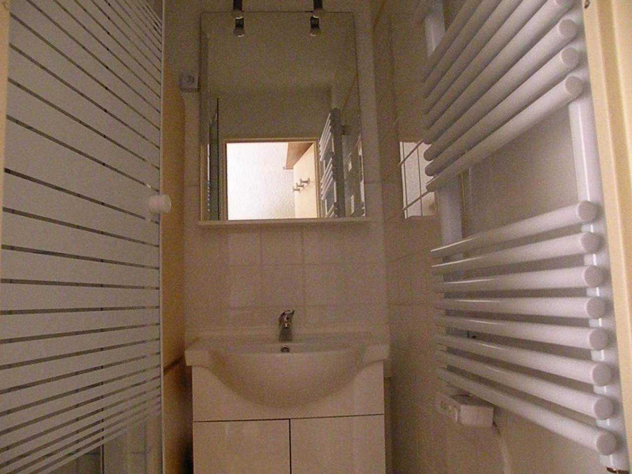 Photo 50