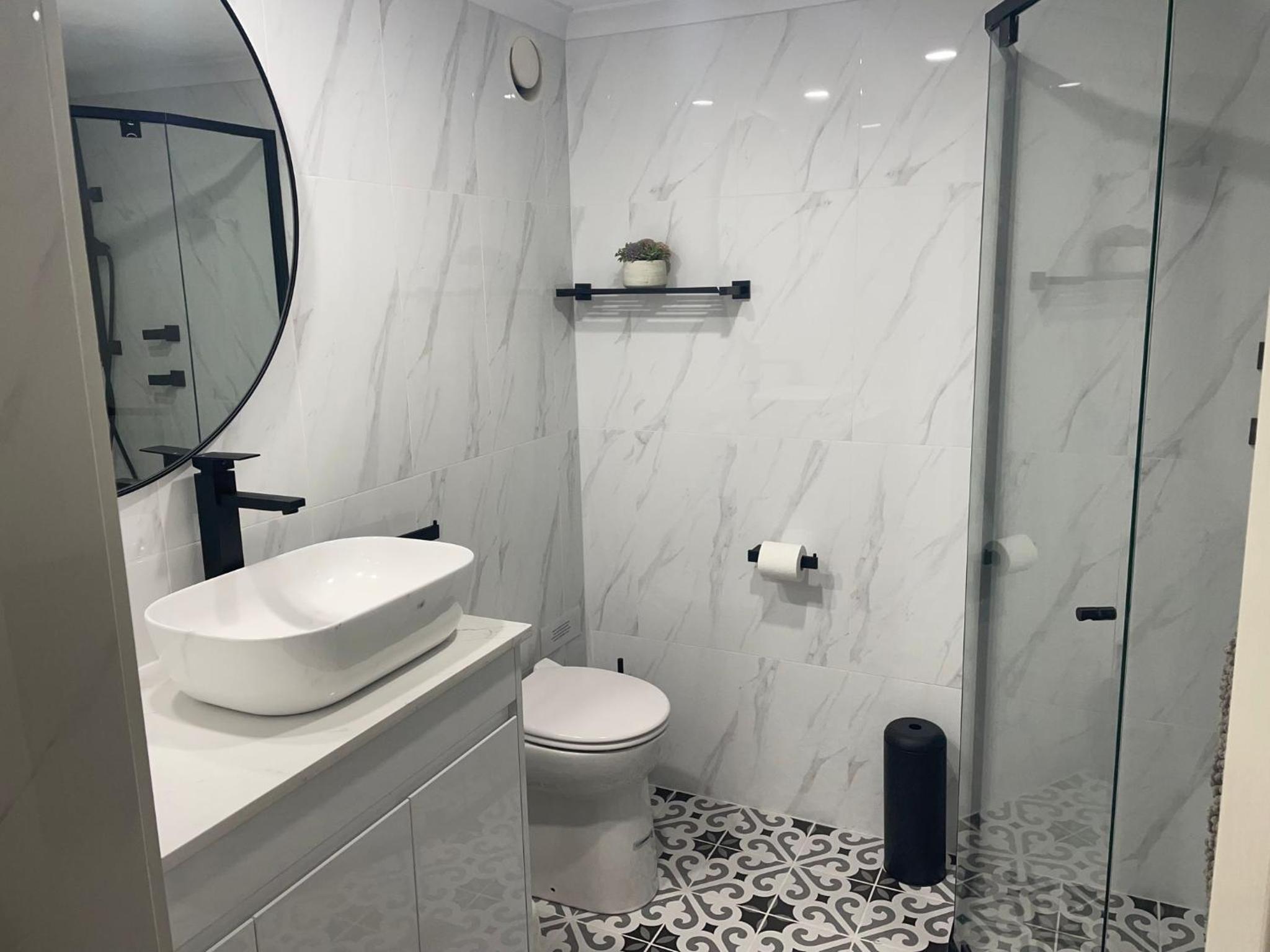 The Poplars, 2,36 Magnus Street - Comfortable Unit With Air Conditioning and Wi-Fi