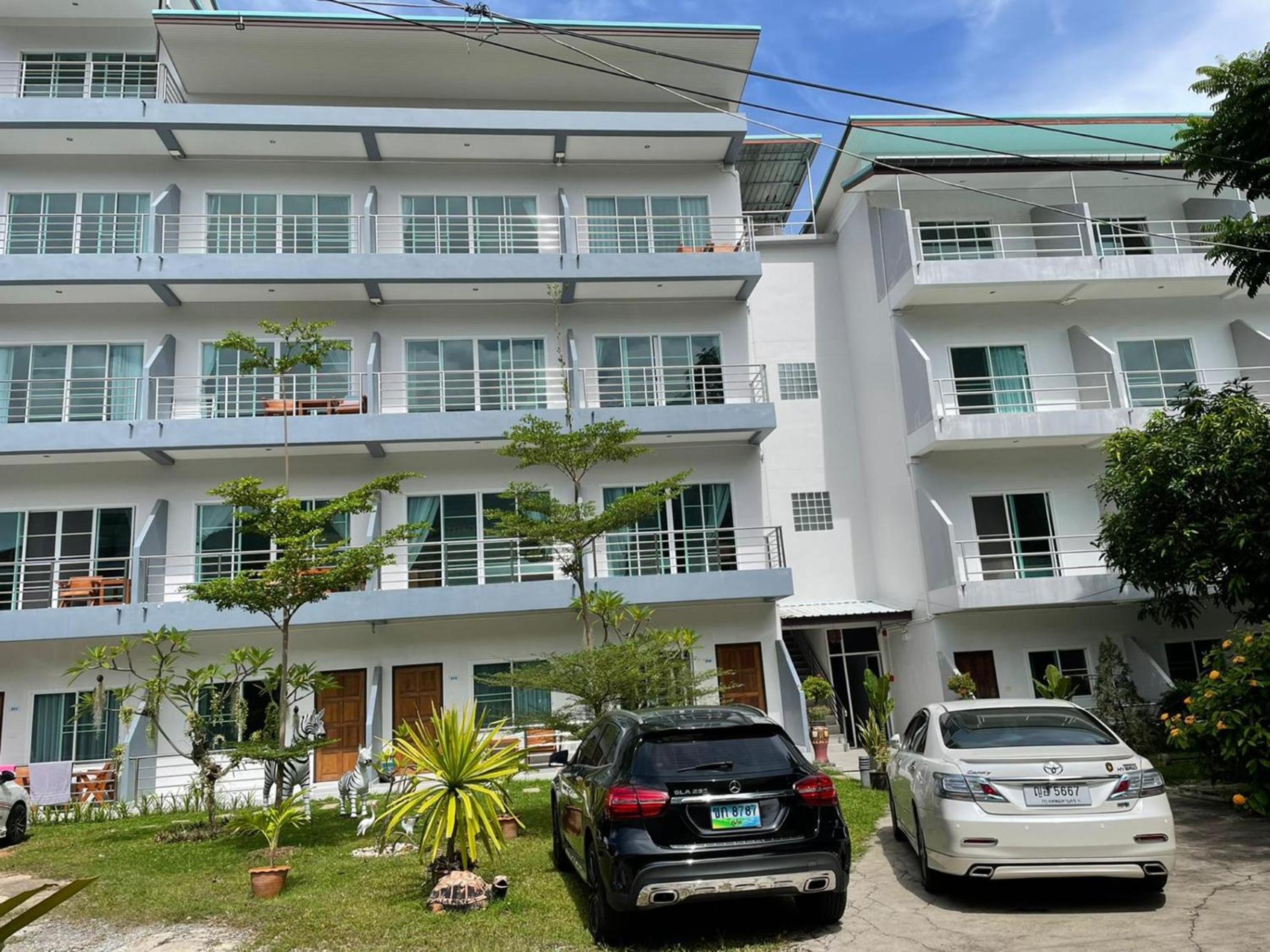 Kasemsuk Hotel Karon view 2