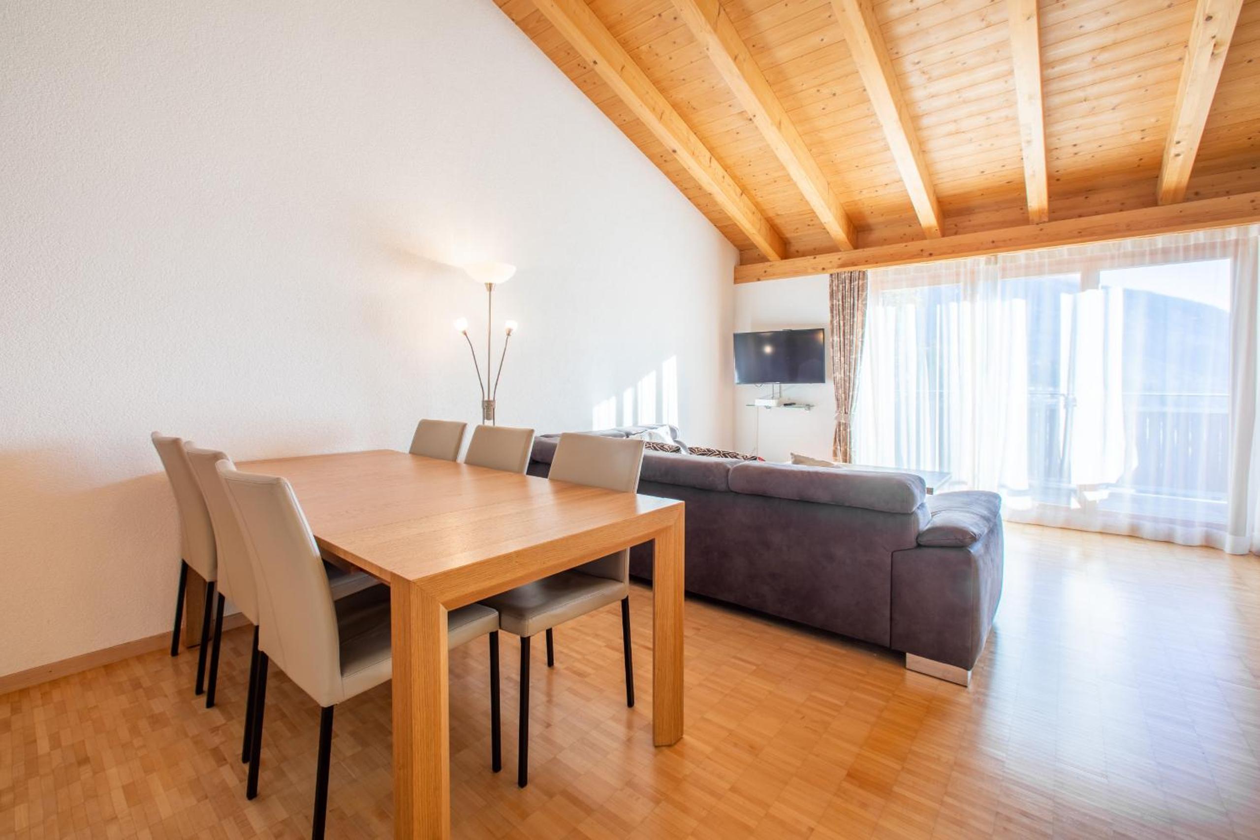 LAAX Homes - Casa Miraval view 3