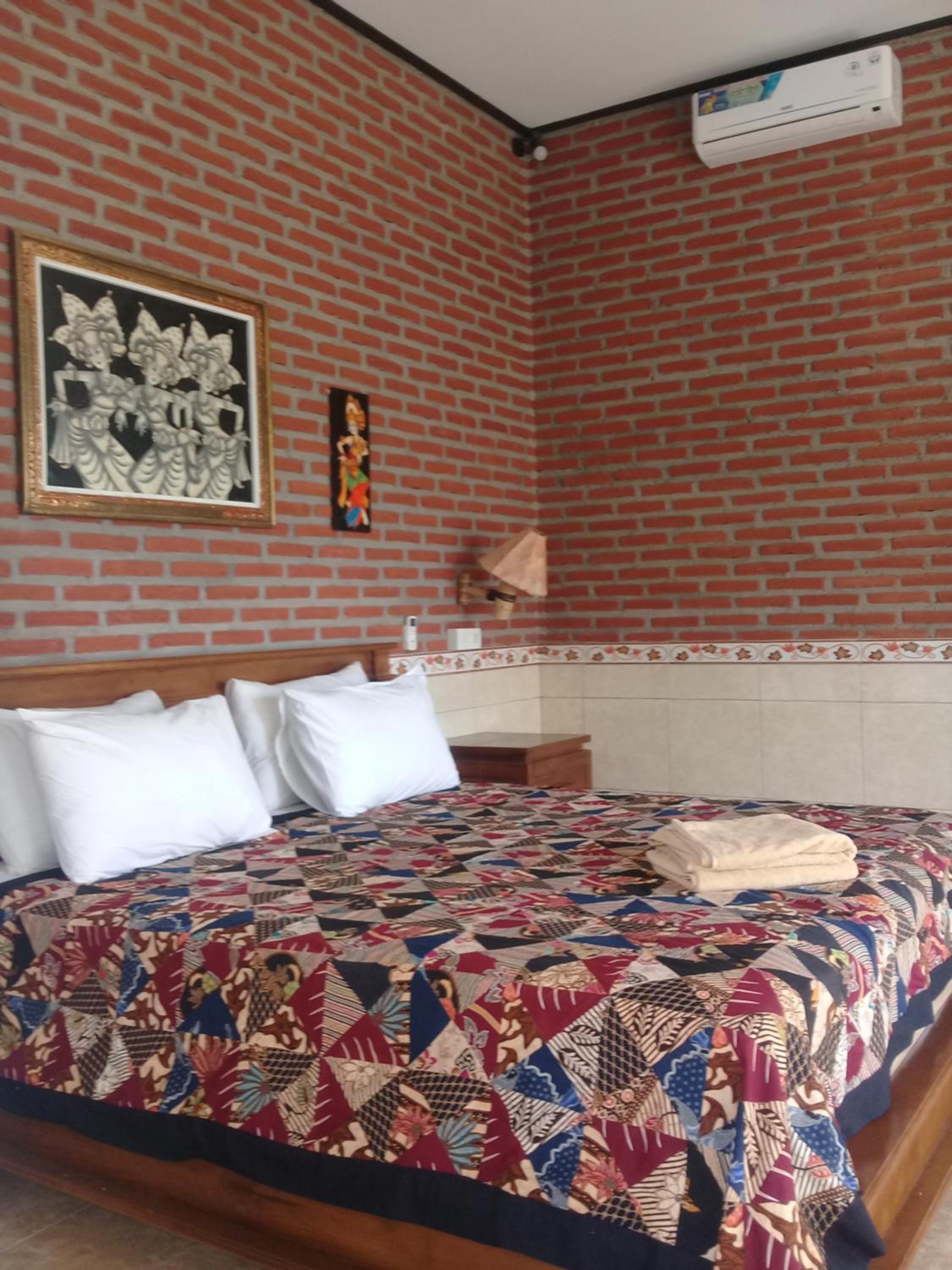 Eliska Sari Bungalows Sumberkima