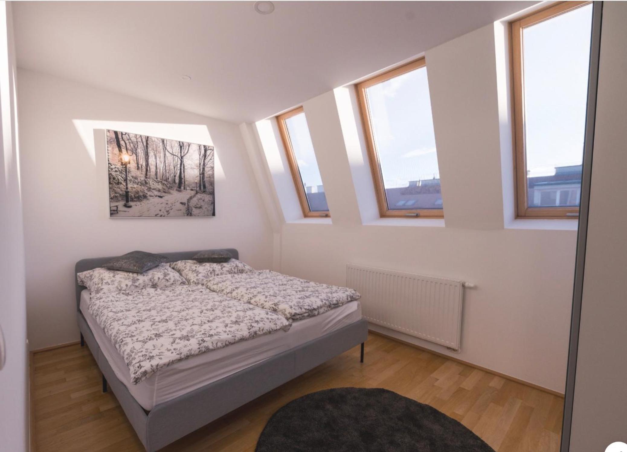 Sunny Penthouse l DG1'14