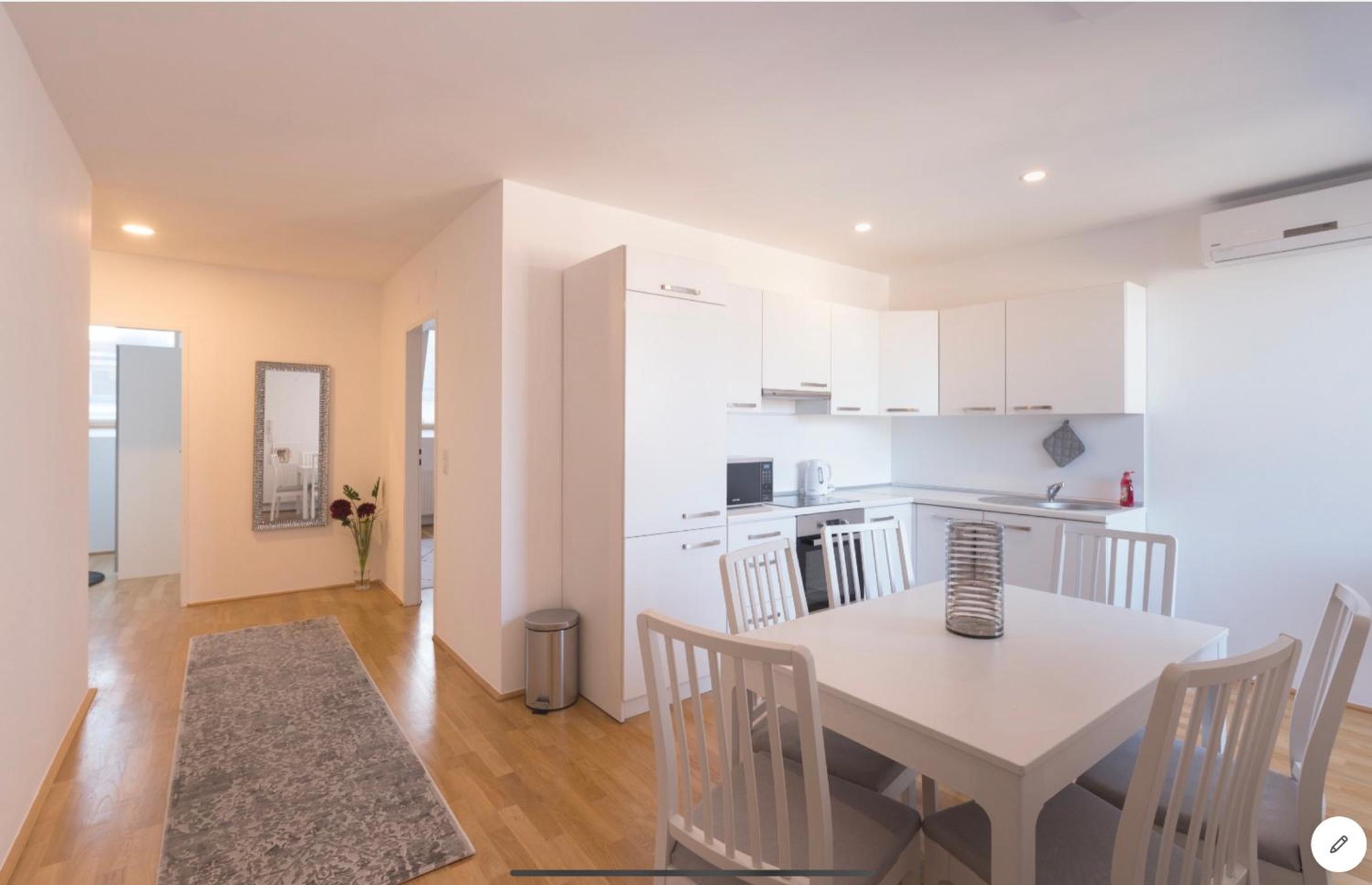 Sunny Penthouse l DG1'14