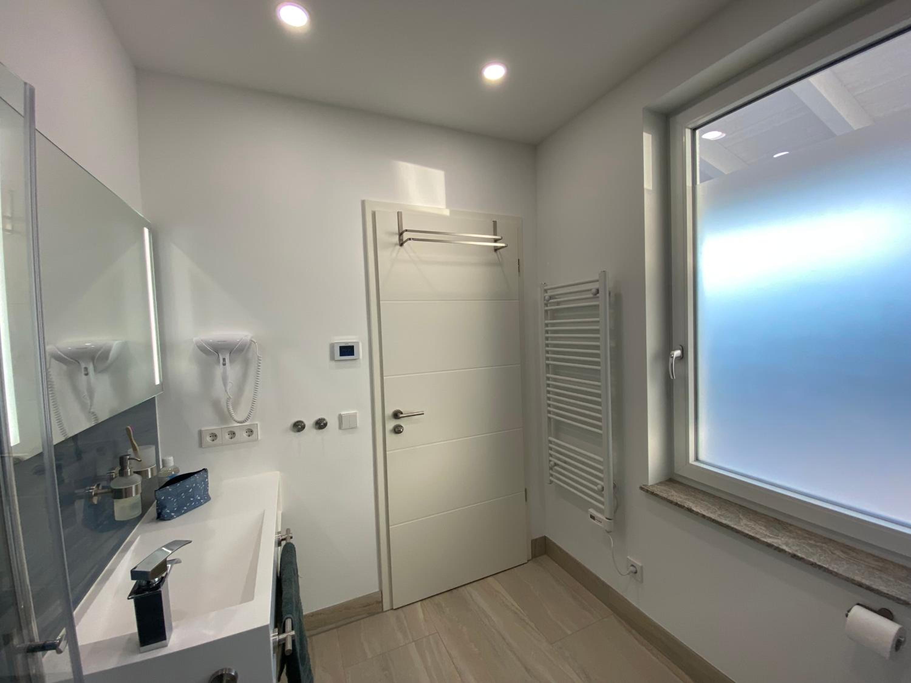 Auszeit Erfurt - stilvoller Bungalow mit Parkplatz - zentrumsnah