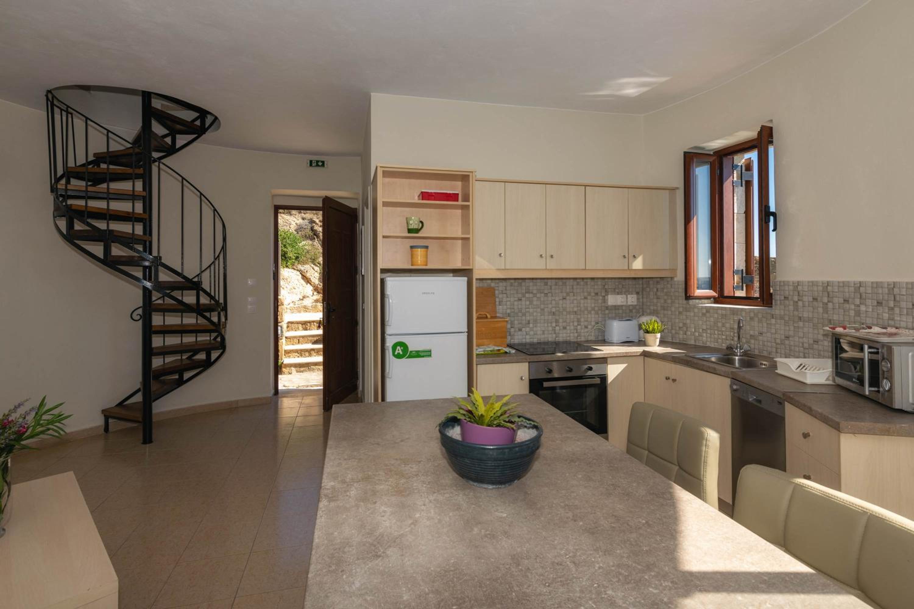 Armonia Seaside Villas
