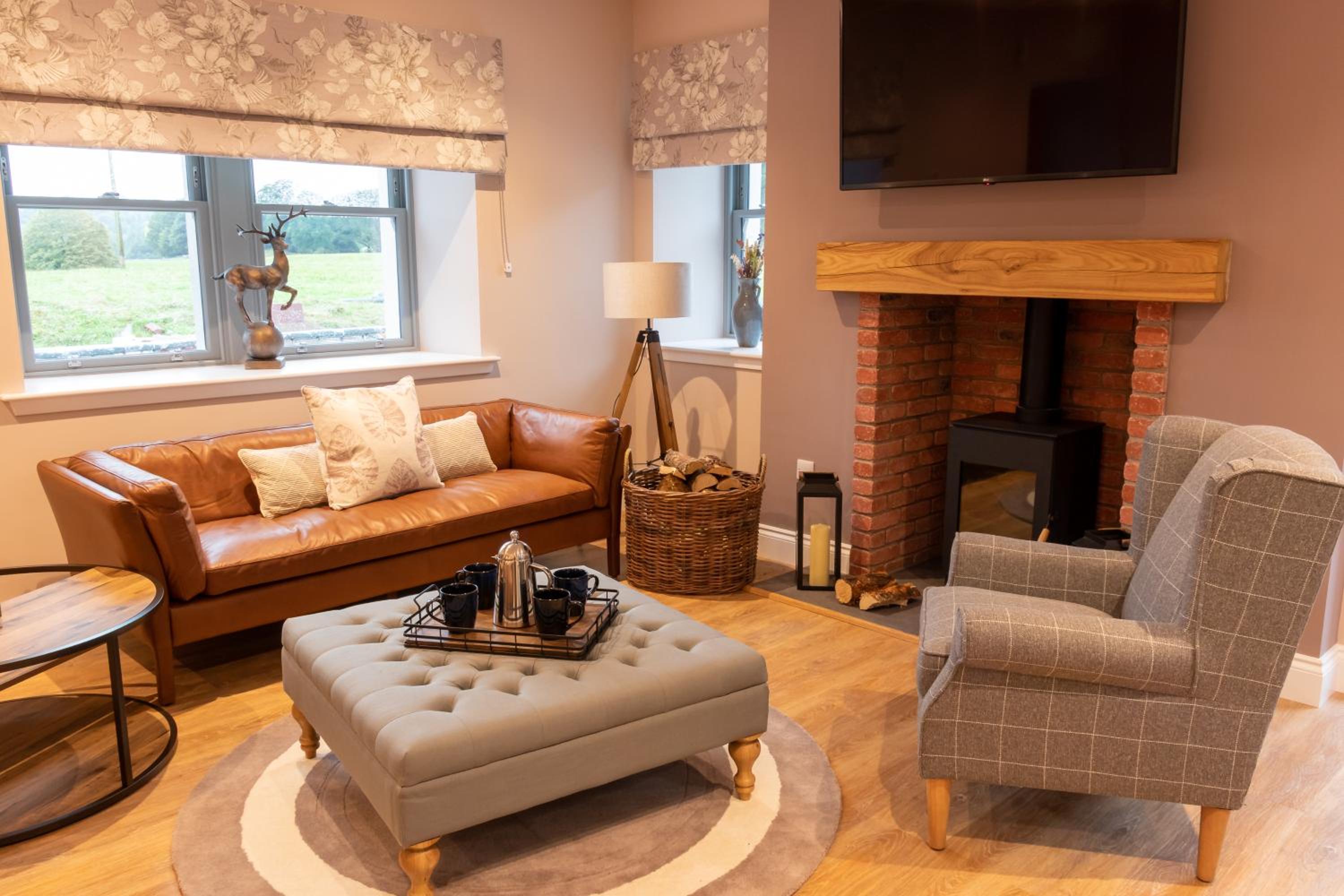 Slatehouse Cottage, Drumlanrig view 5