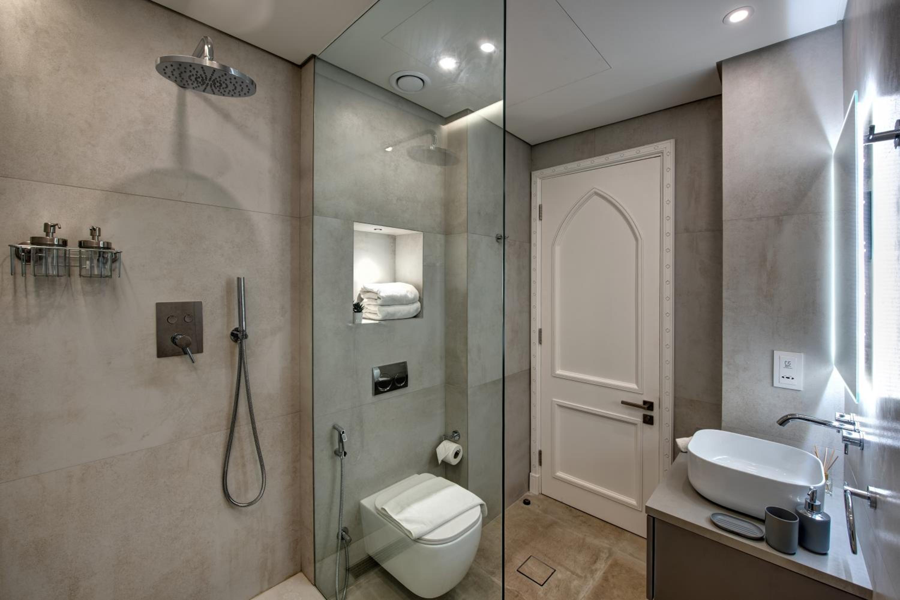 Durrani Homes - Arabian luxury at Souk Al Bahar besides Burj Khalifa & Dubai Mall