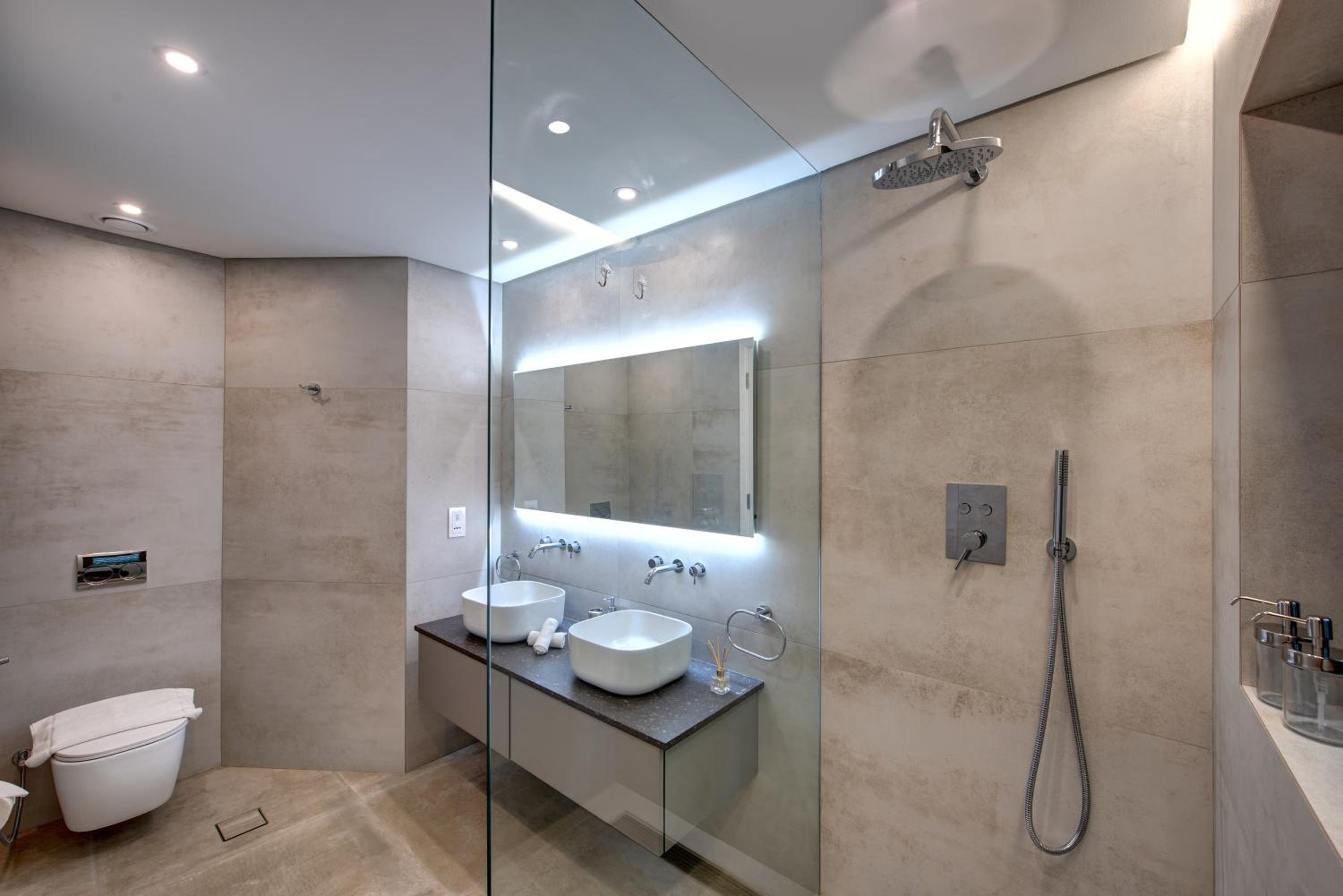 Durrani Homes - Arabian luxury at Souk Al Bahar besides Burj Khalifa & Dubai Mall