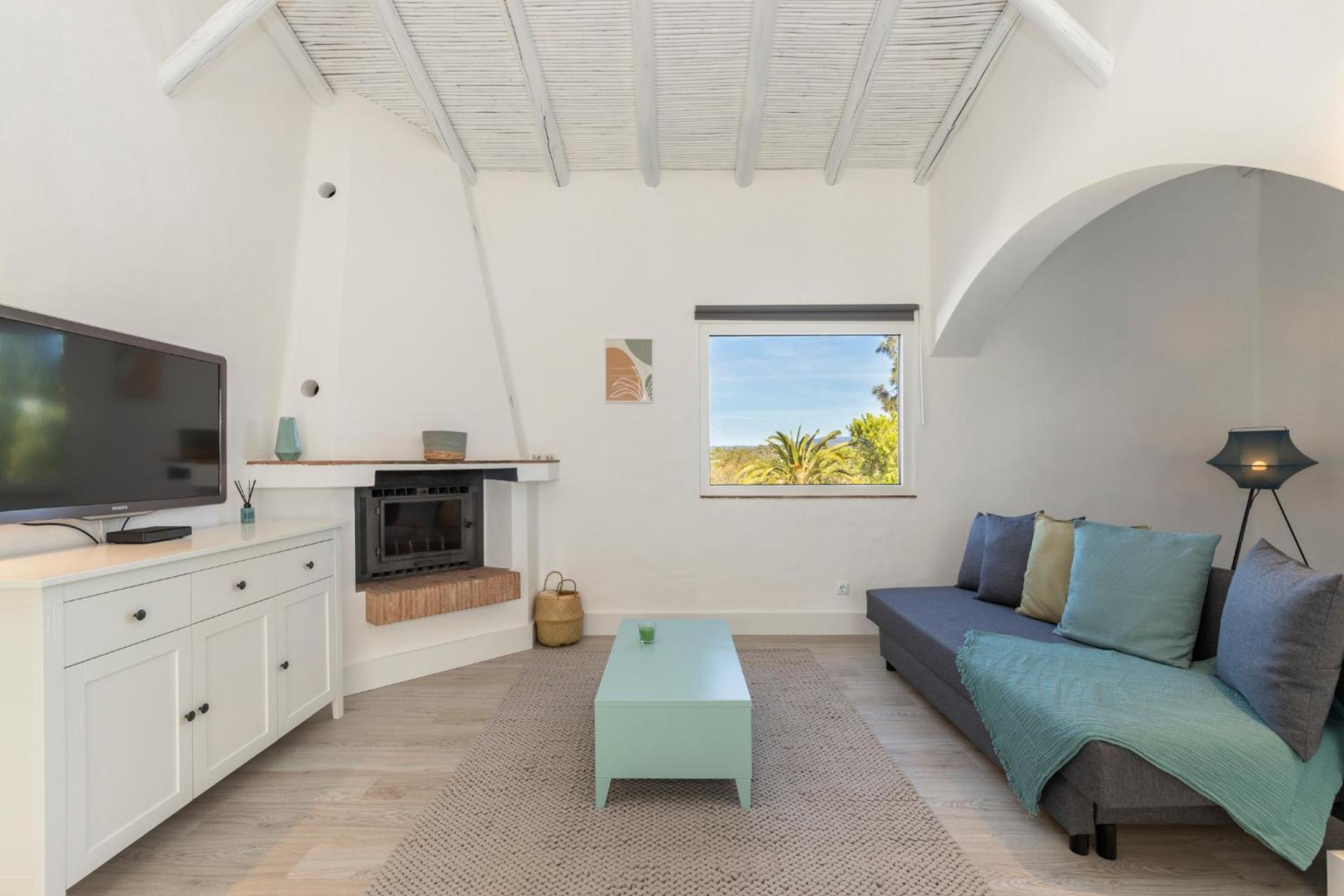 Palmeiras Cottages view 5