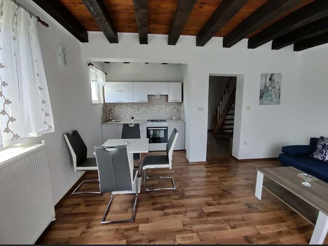 Apartman Niki view 5
