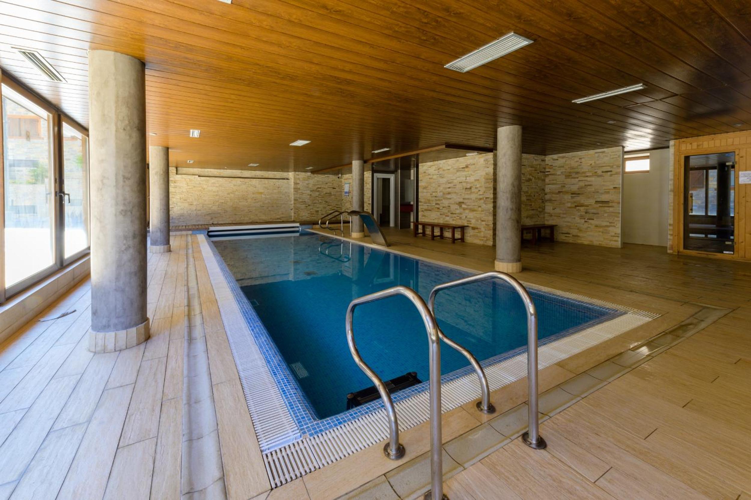 El Estacho Spa - Panticosa view 2