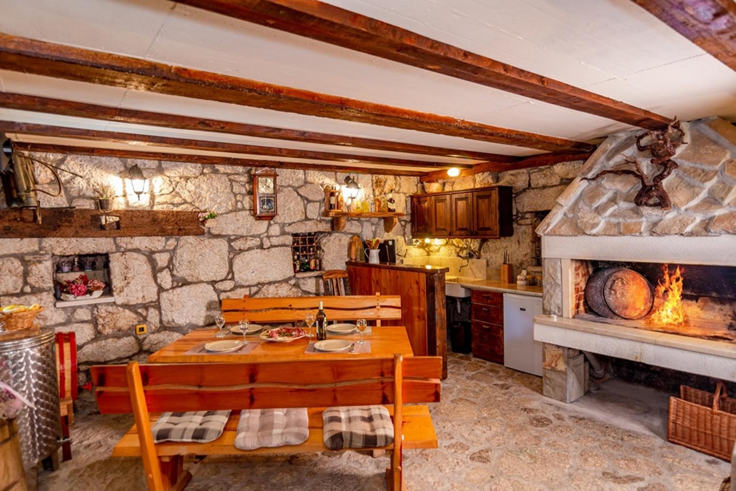Stone house Nikola with heated pool view 3