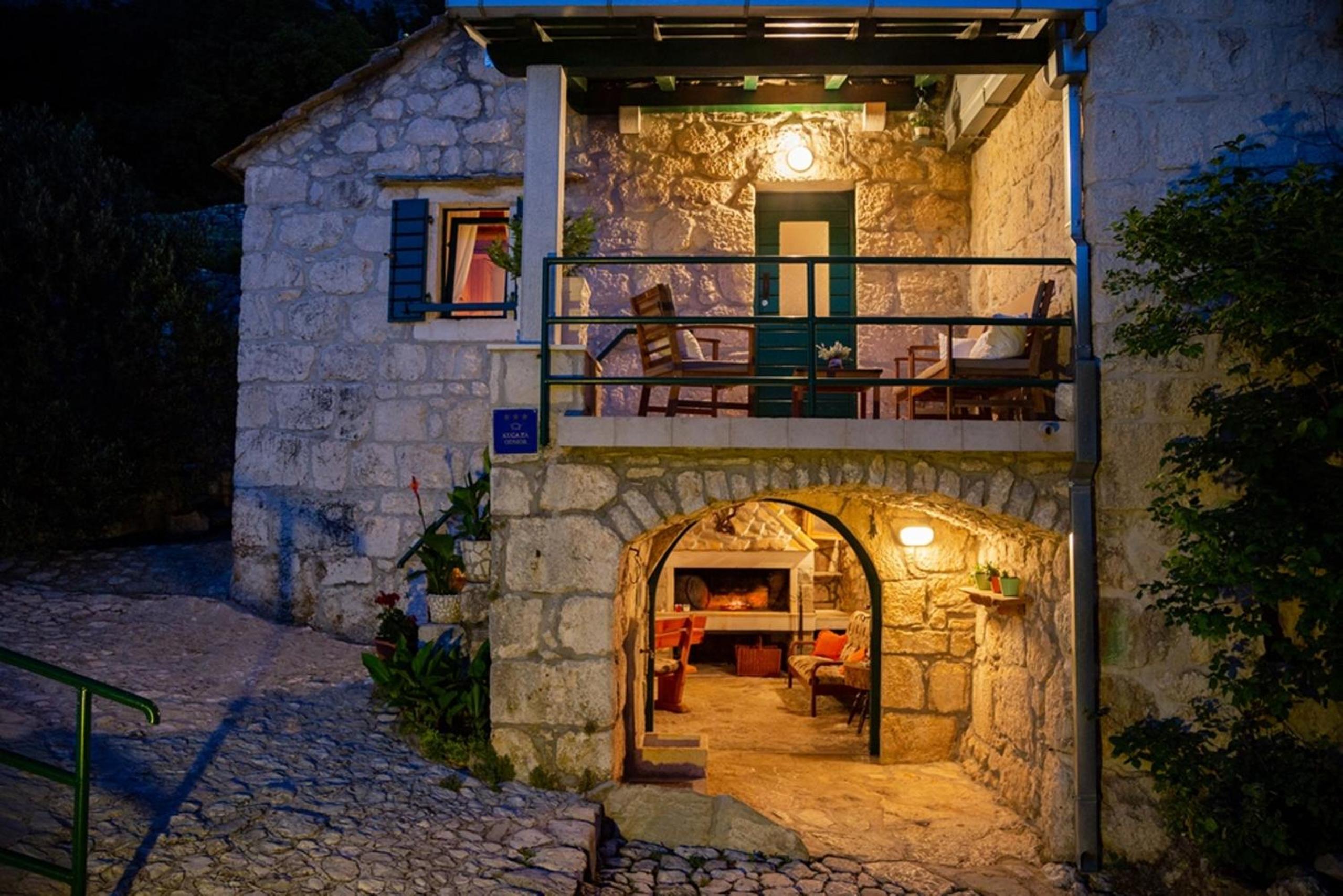 Stone house Nikola with heated pool view 5