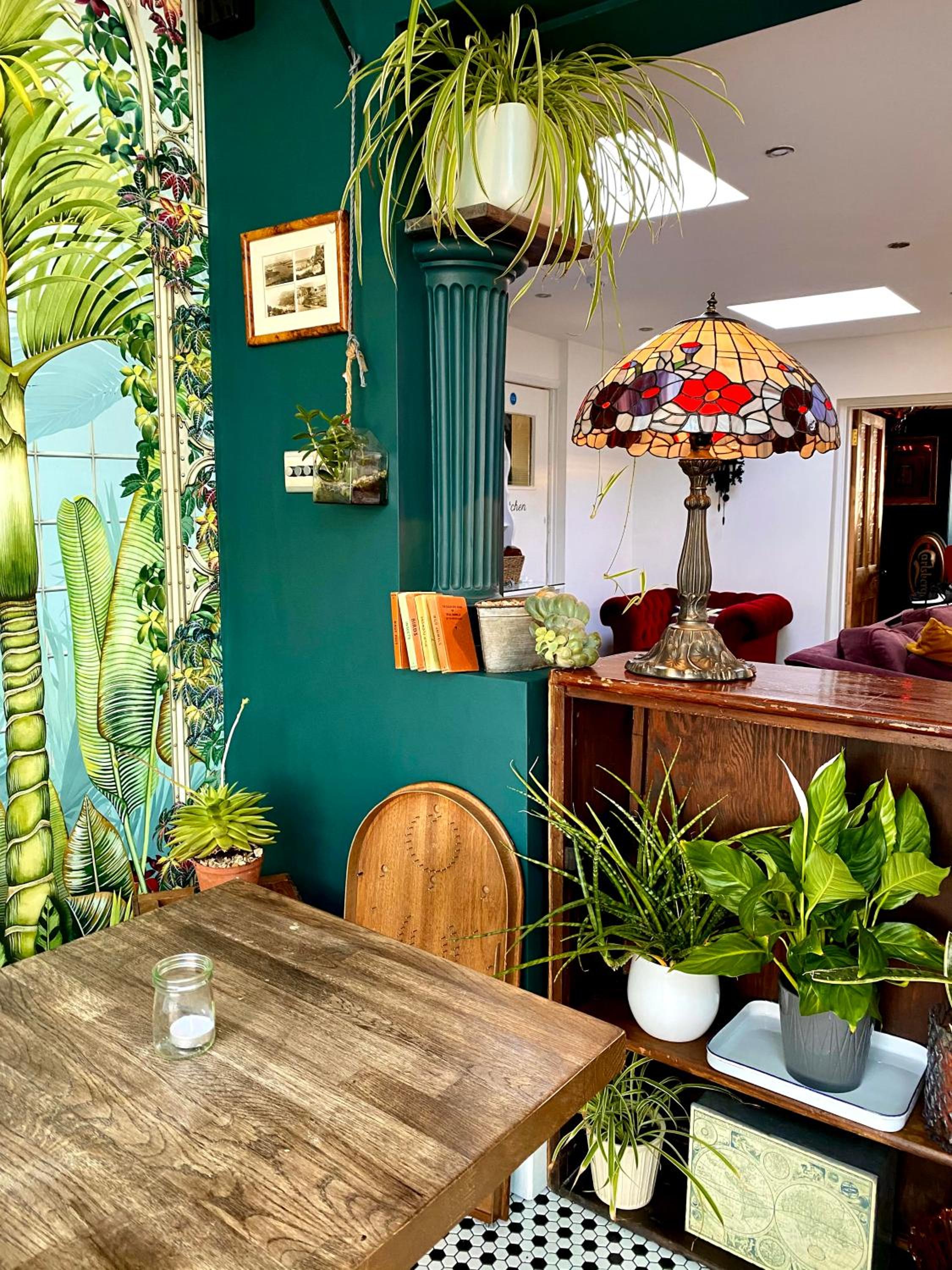 Brightham House - Exclusively for Adults