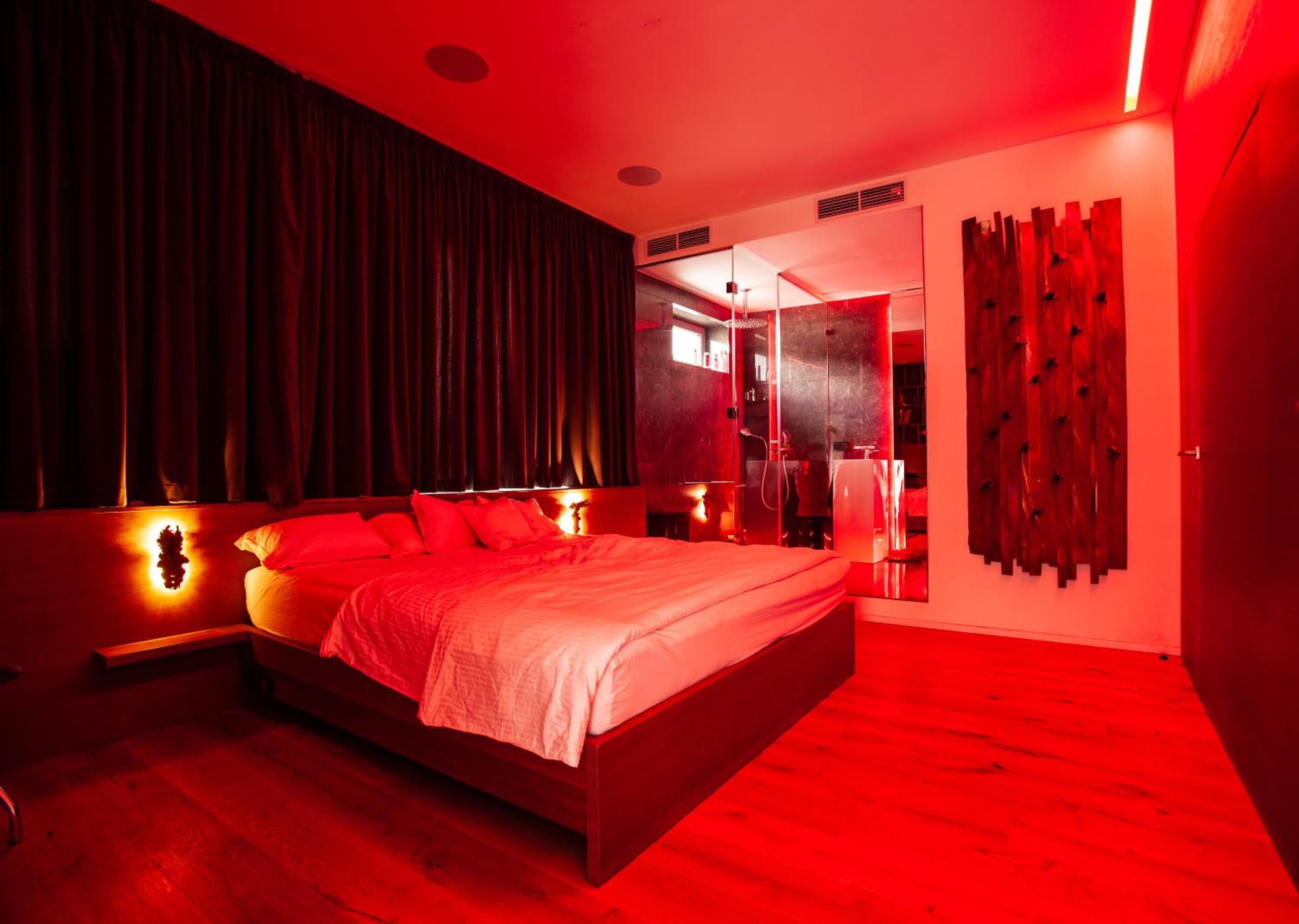 hotel room