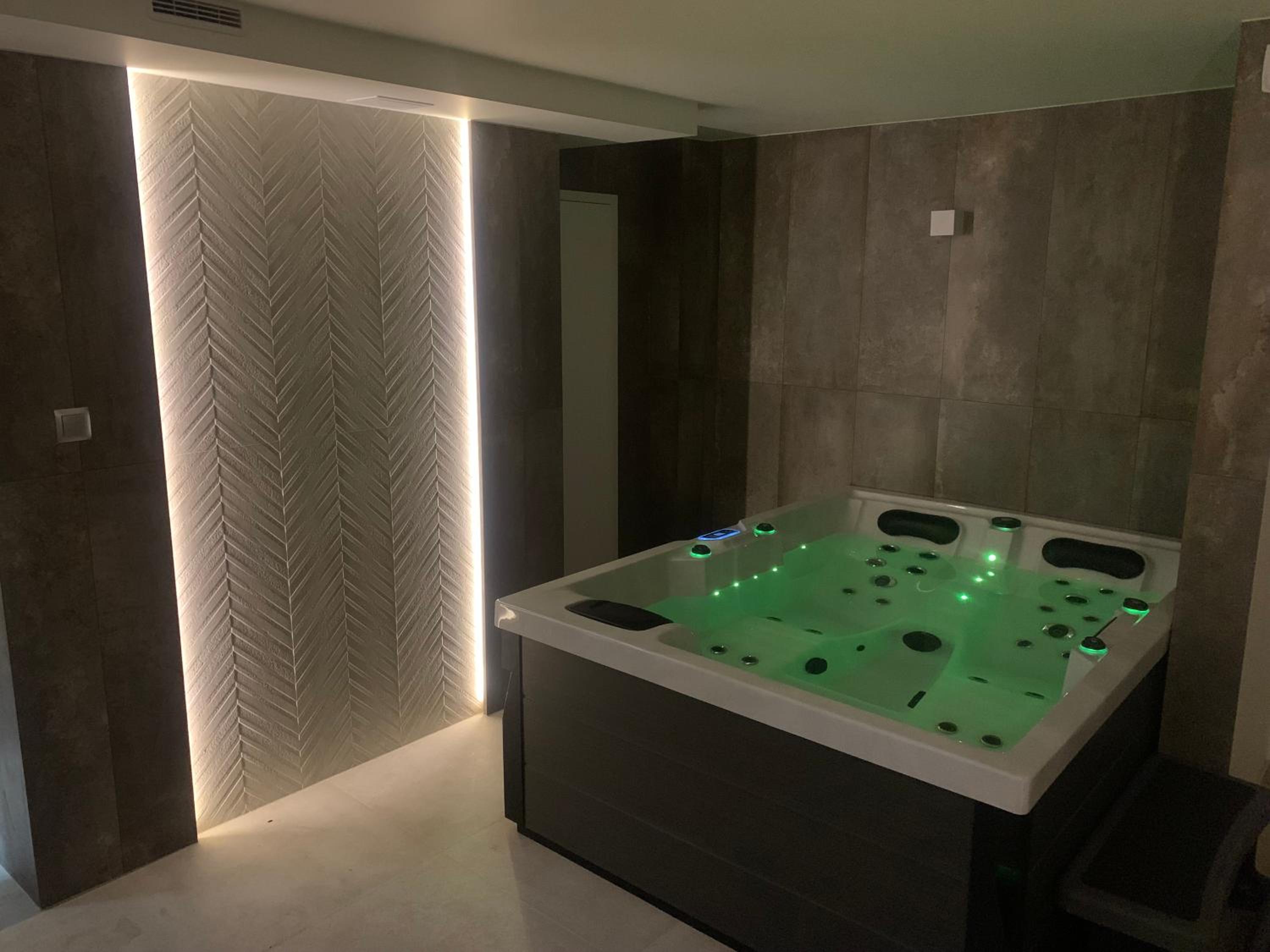 Jacuzzi