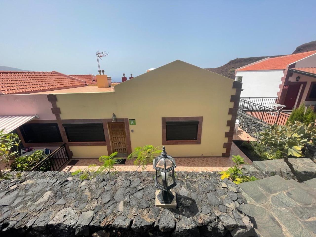 El Hoyo view 4