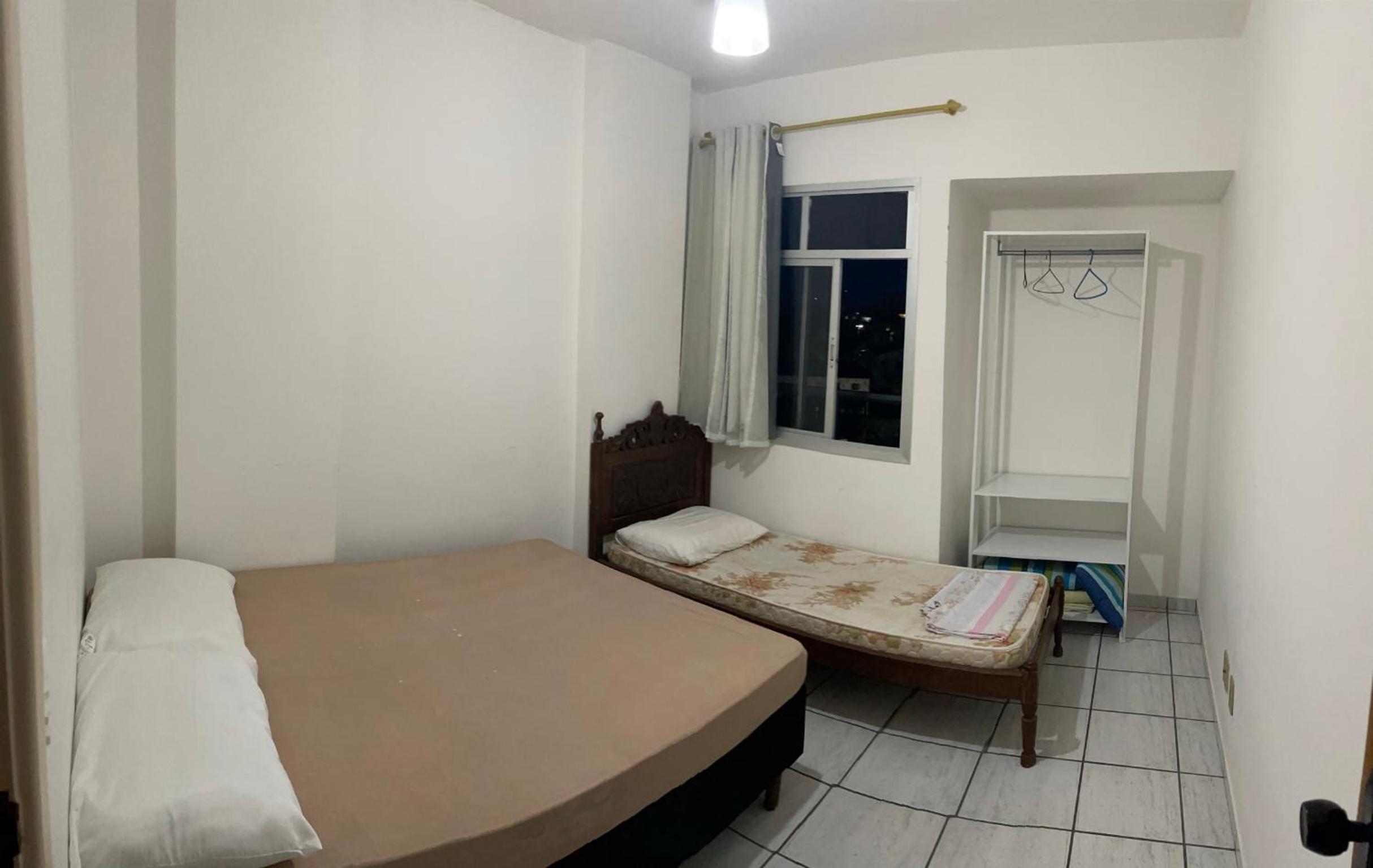 Apartamento Guarapari pé na areia com Wi-Fi e Garagem