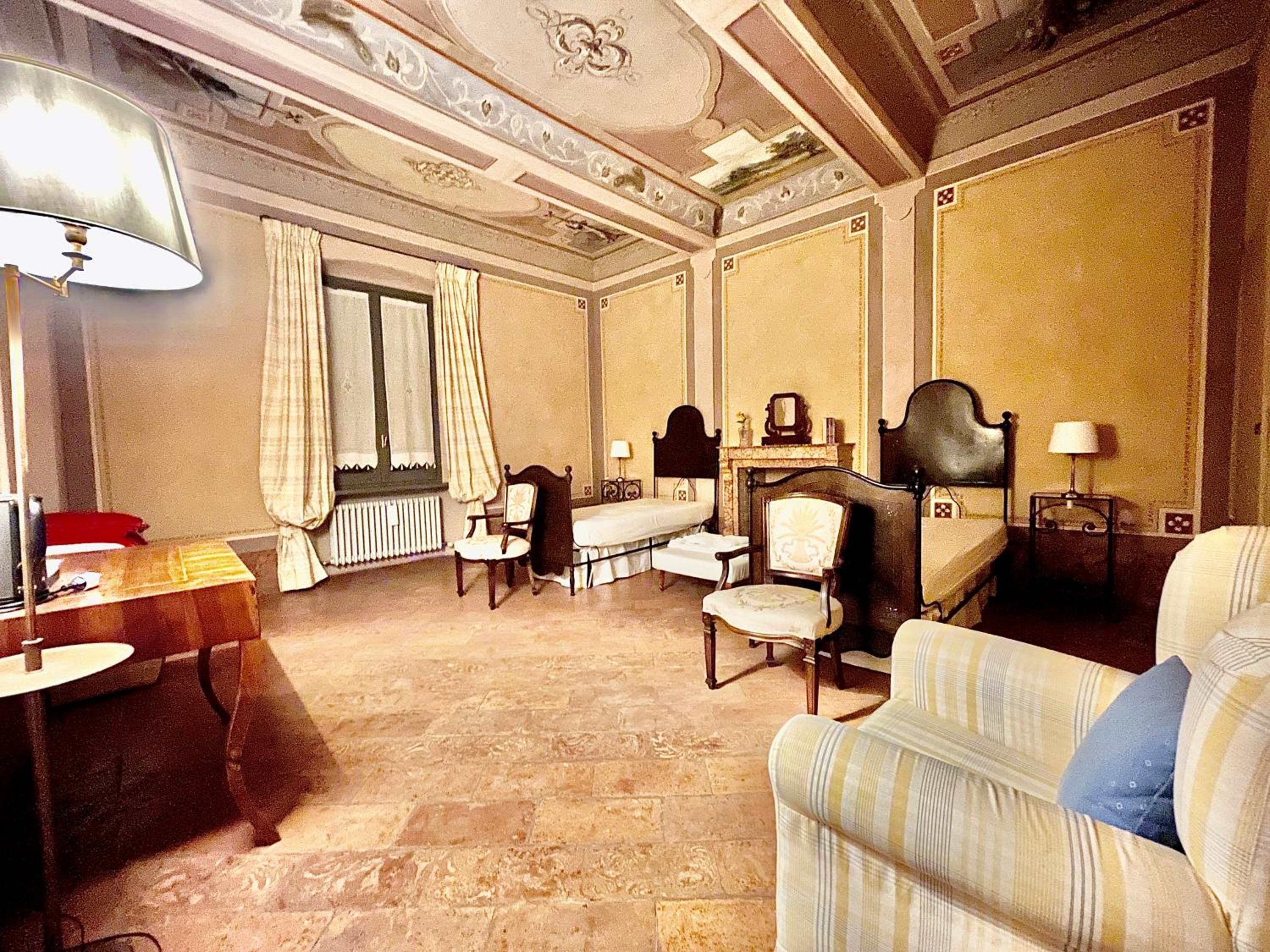Villa Bottini in esclusiva view 5