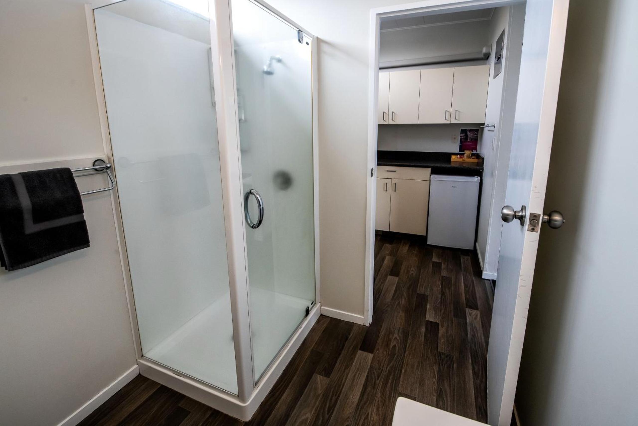 Aura Accommodation