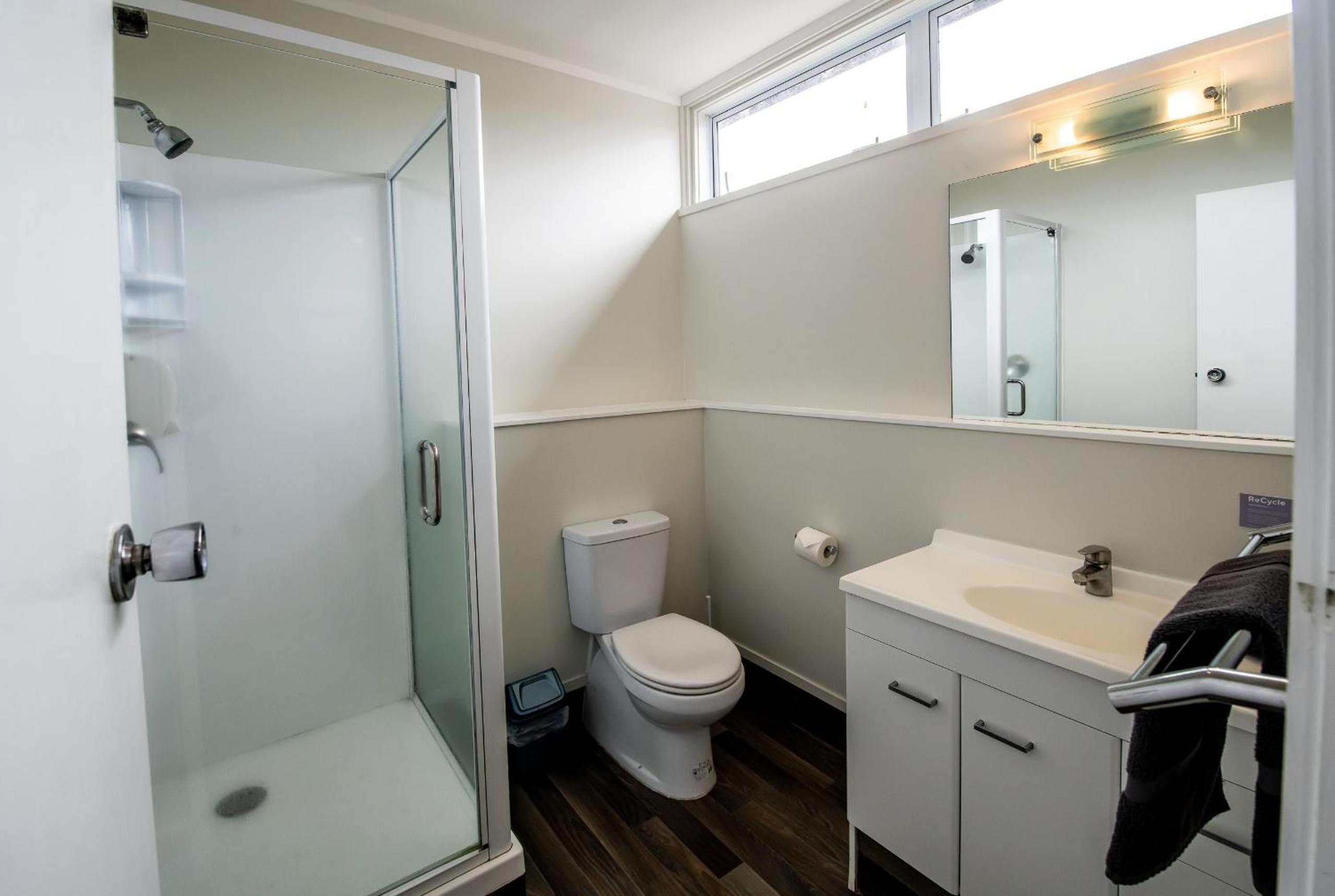 Aura Accommodation